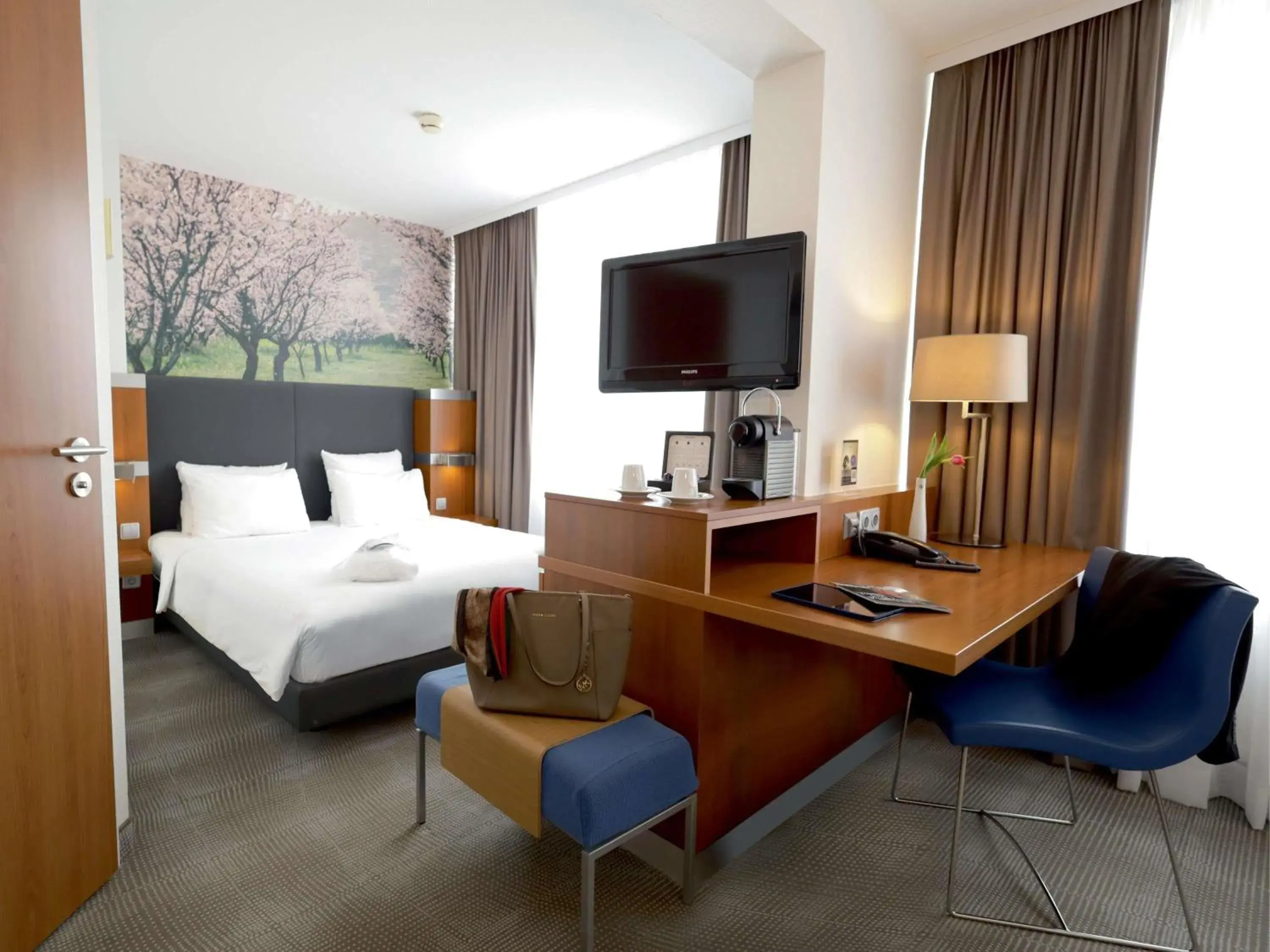 Bedroom, Bed in Novotel Erlangen Bedroom, Bed in Novotel Erlangen