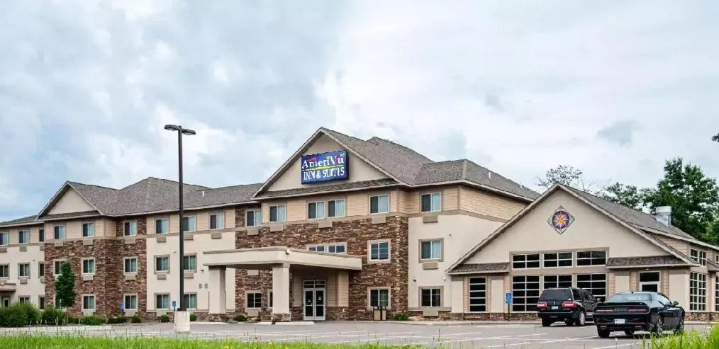 Property building in AmeriVu Inn and Suites - Chisago City