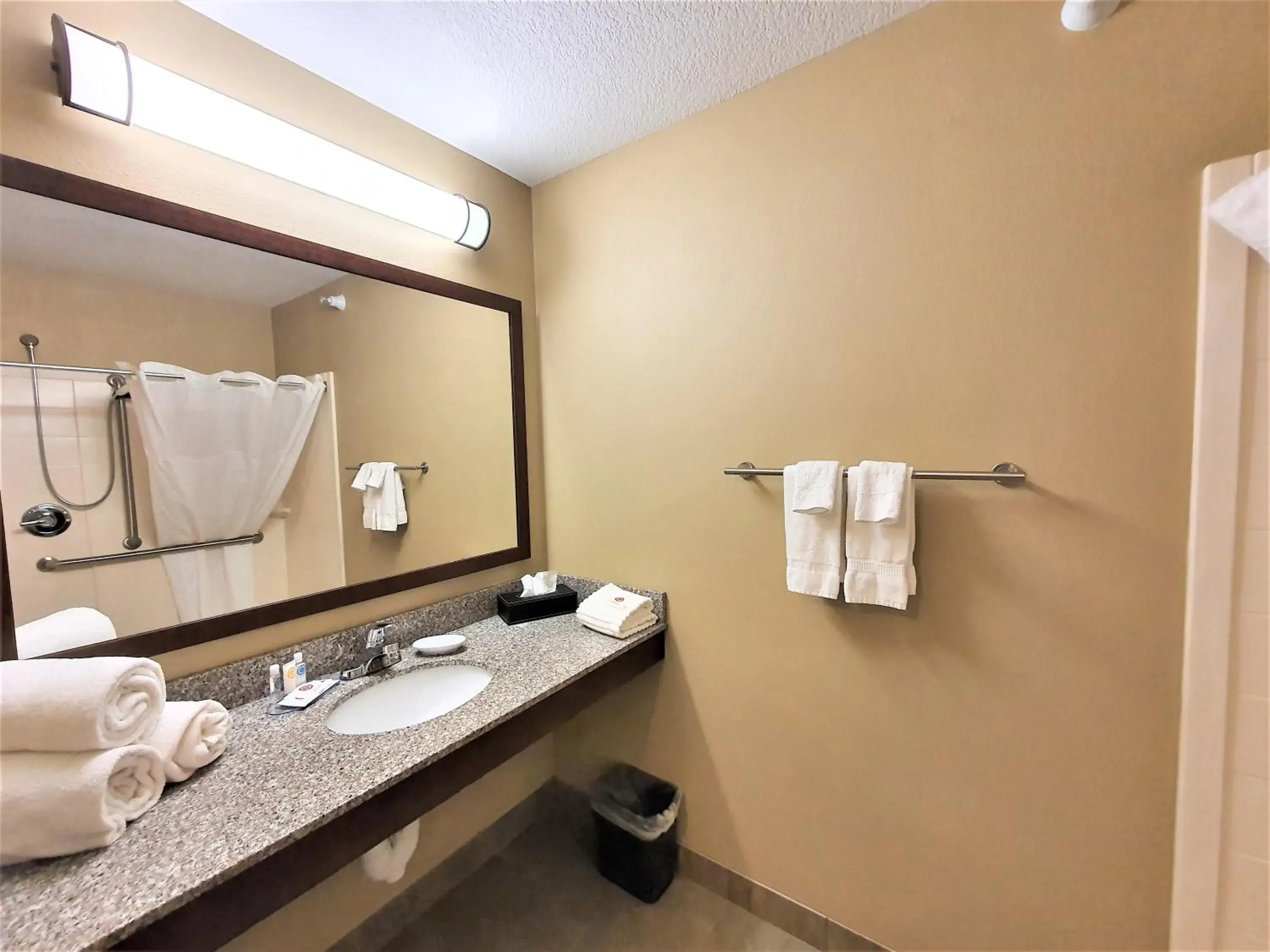AmeriVu Inn and Suites - Chisago City AmeriVu Inn and Suites - Chisago City