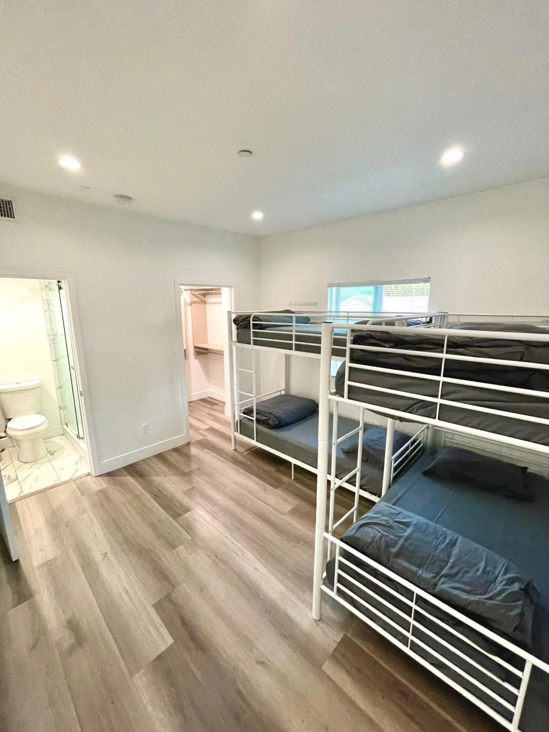 bunk bed, Bed in Modern Hostel