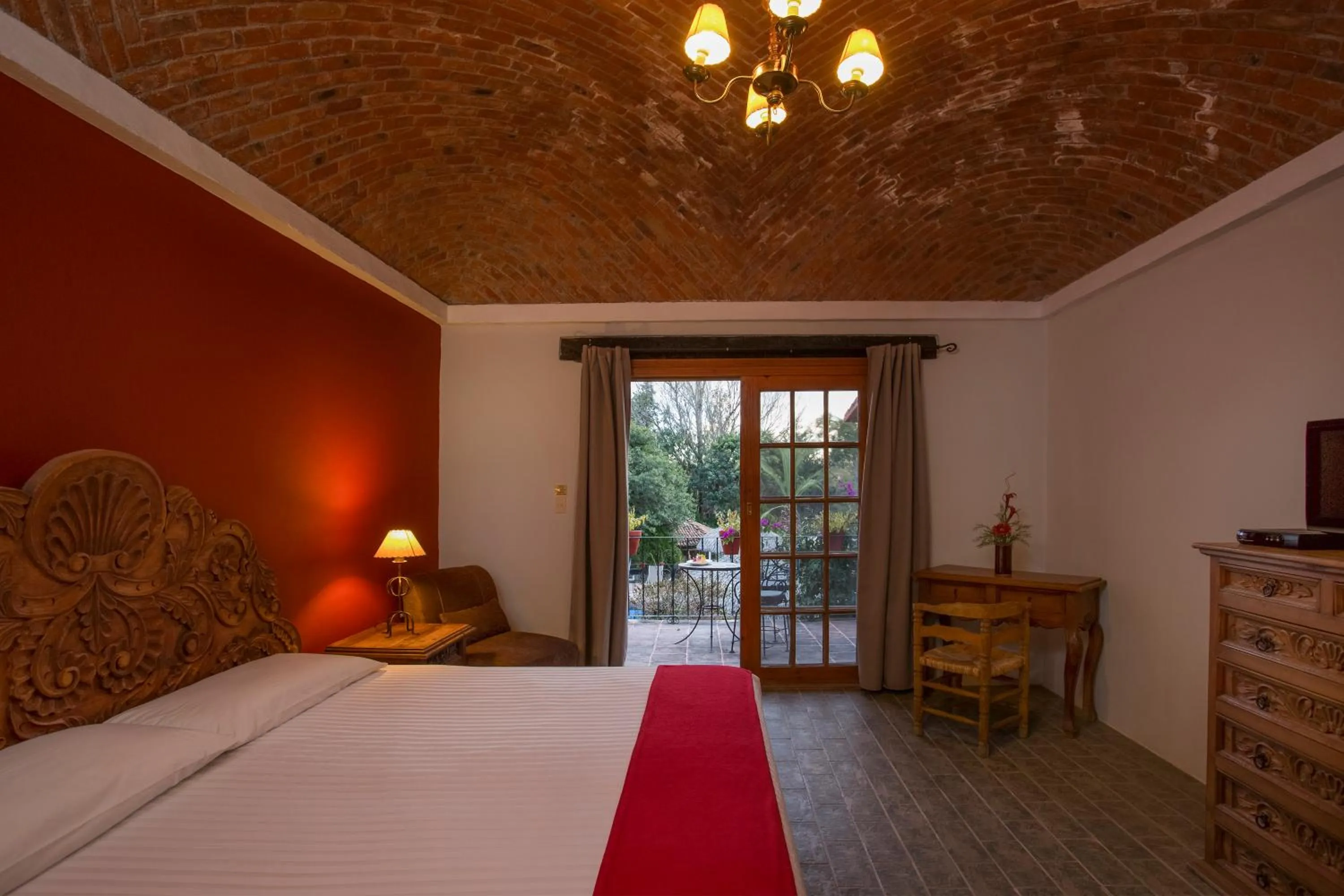 Bedroom, Bed in Atotonilco Hotel & Club