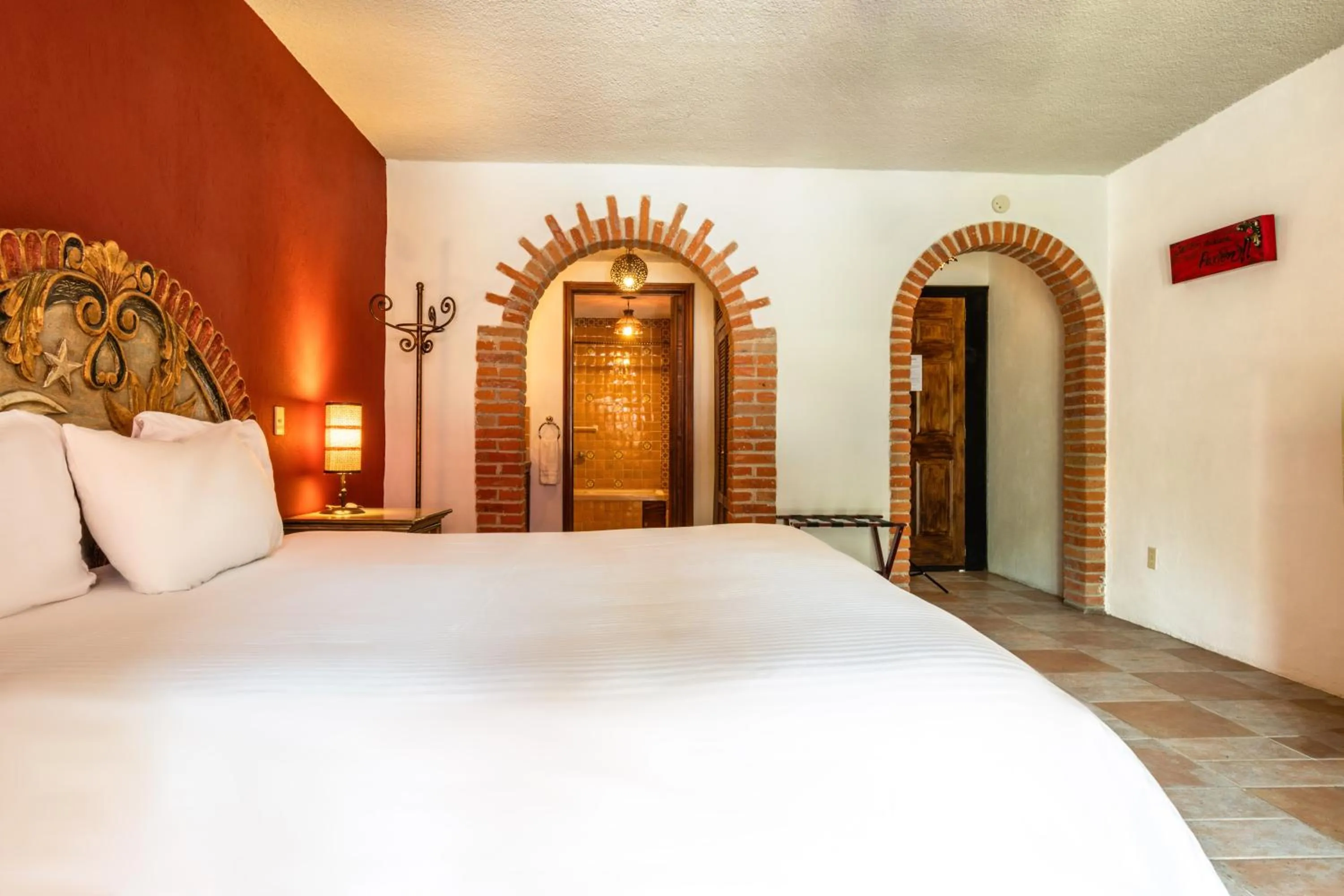 Photo of the whole room, Bed in Atotonilco Hotel & Club