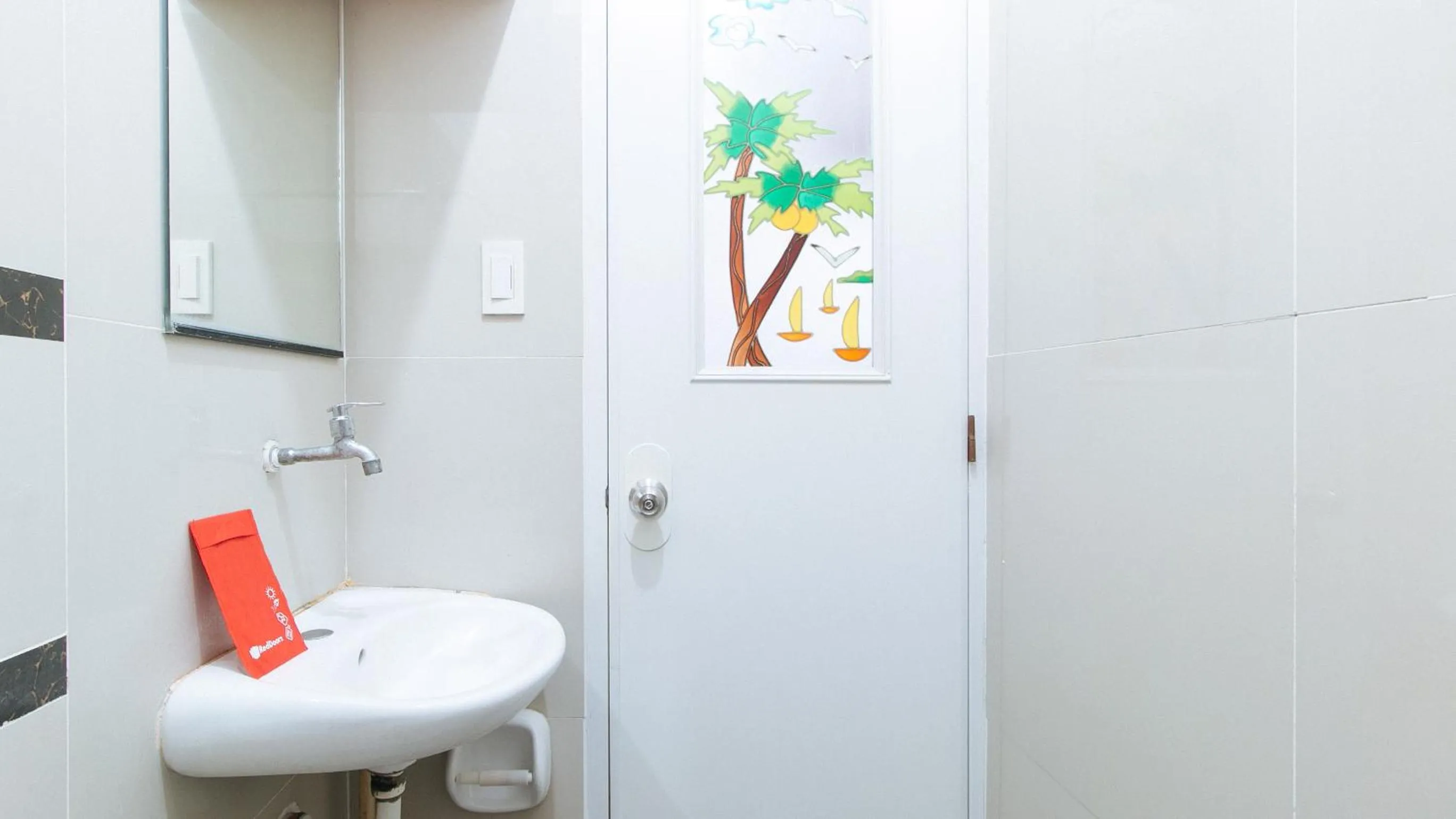 Bathroom in RedDoorz at CAA Road Las Pinas