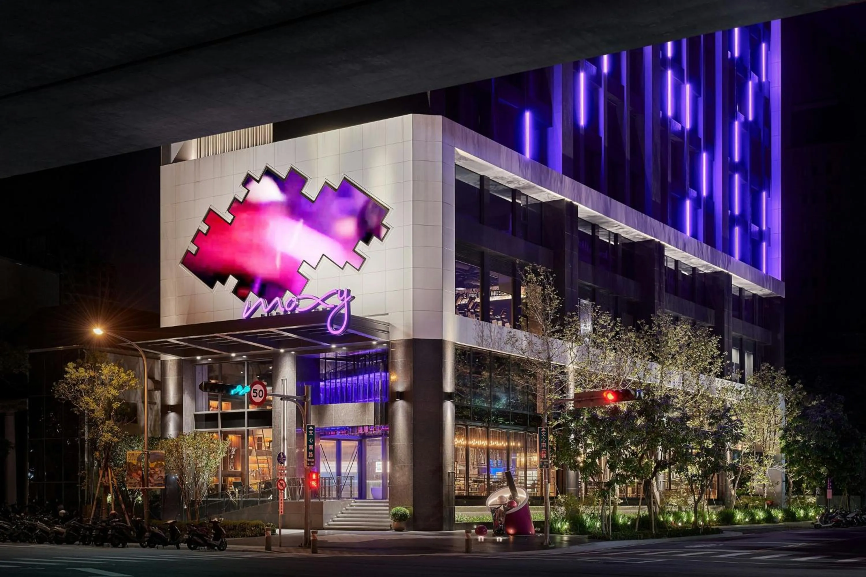 Property building in Moxy Taichung