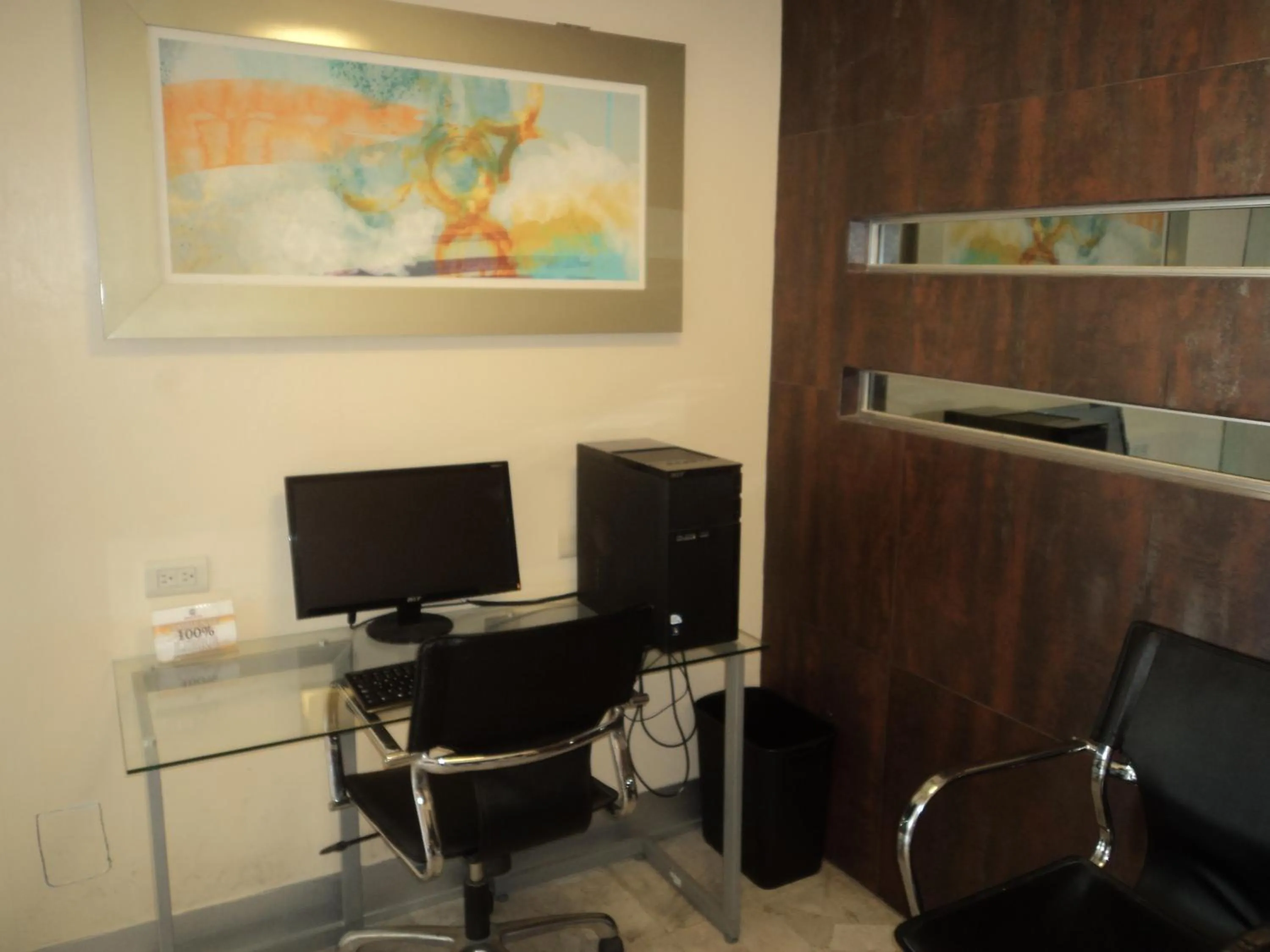 Business facilities in Hotel Fenix