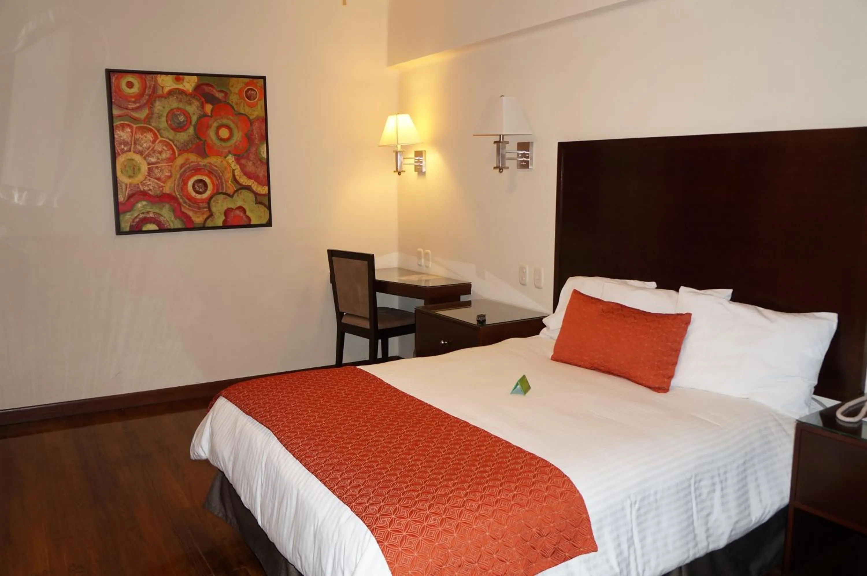 Photo of the whole room, Bed in Hotel Plaza Chihuahua