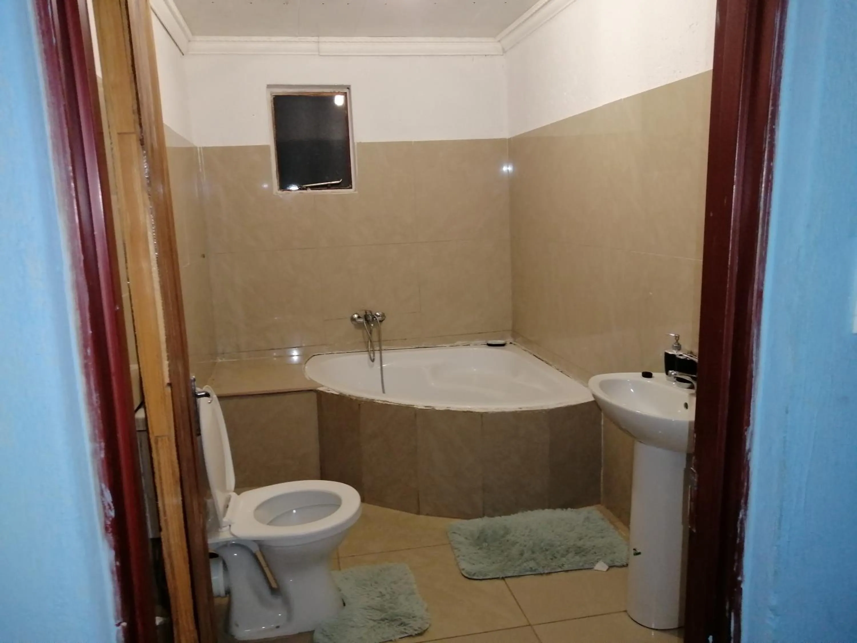 Moholoholo Lodge