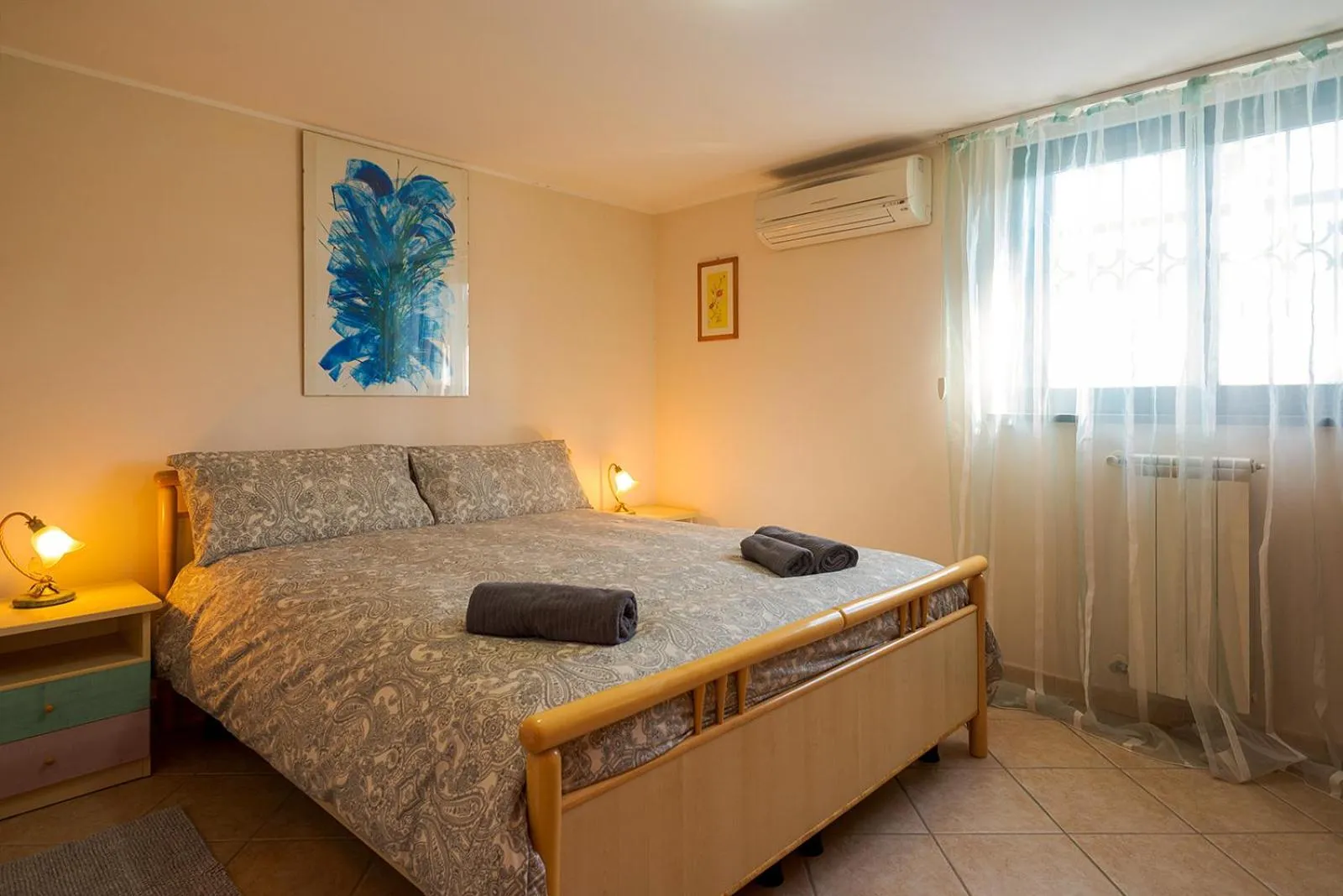 Bed in Villa Grandiosa FC