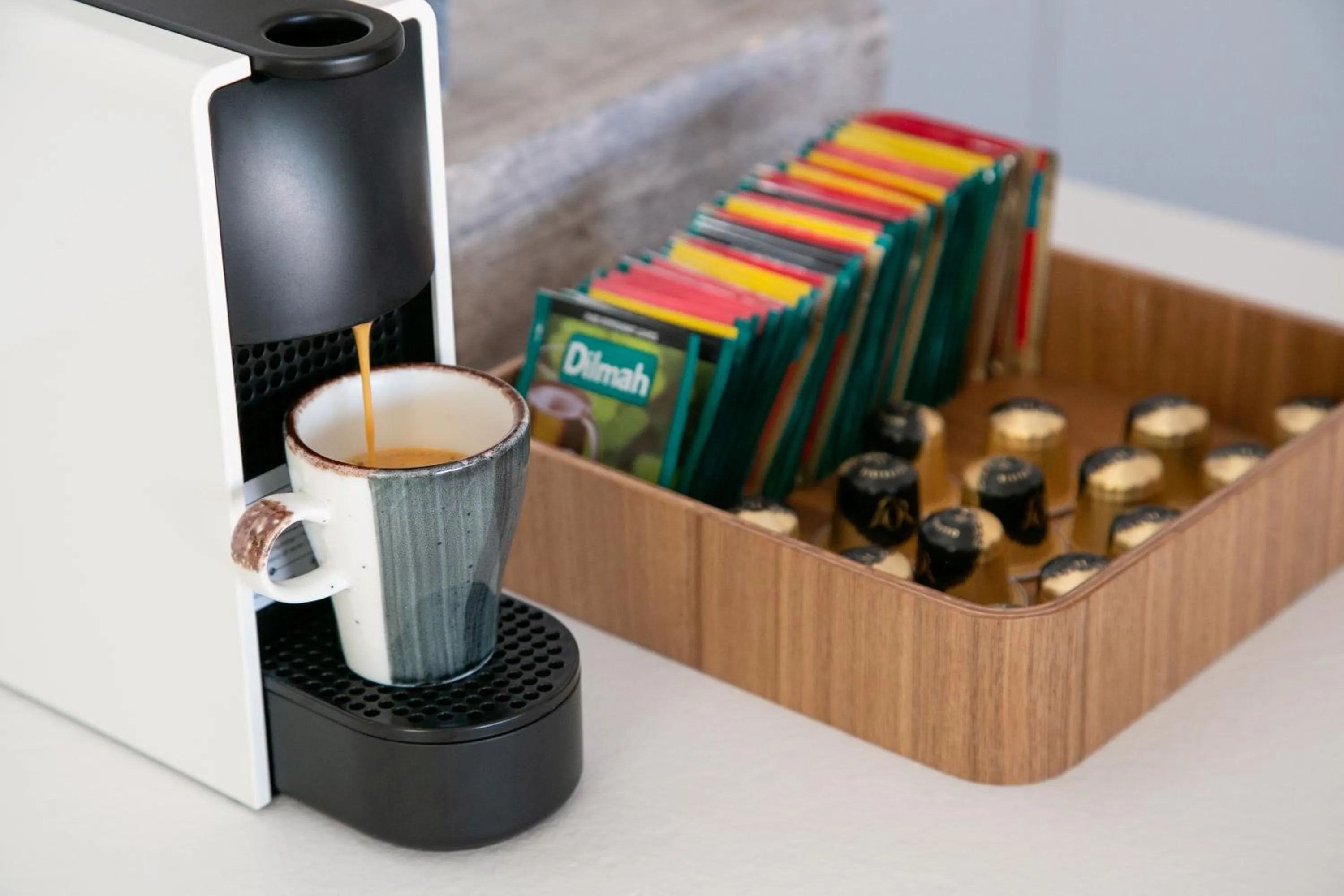 Coffee/tea facilities in Chris Le Mare Gold Luxury Villa