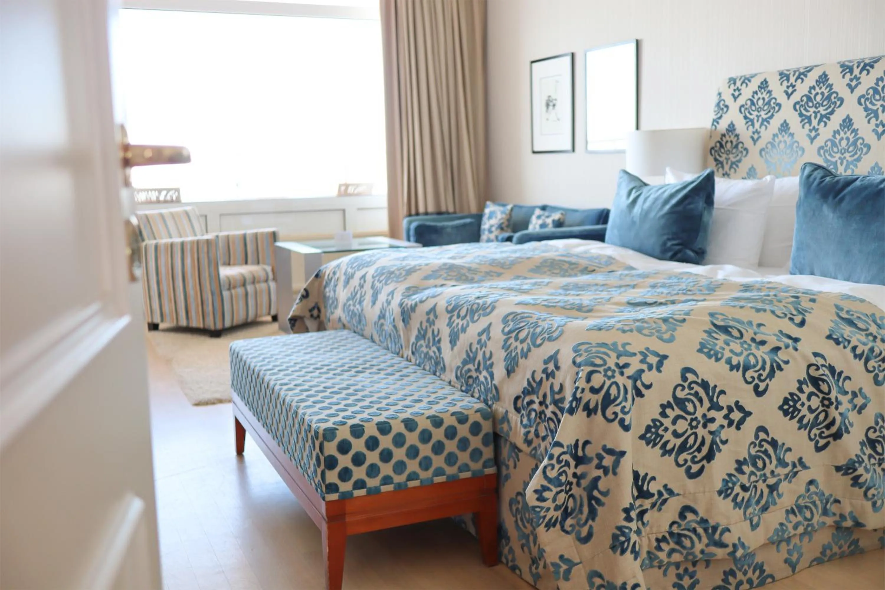 Bed in Grand Hotel Seeschlösschen Sea Retreat & SPA