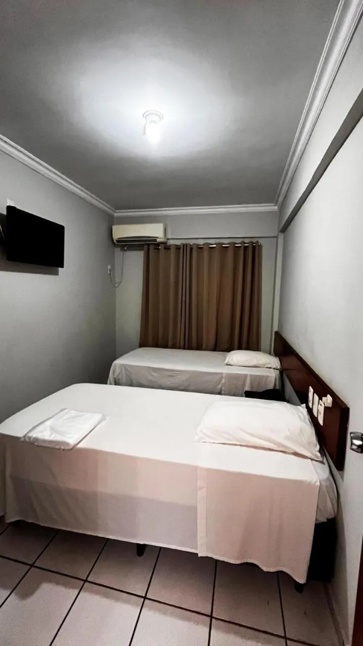 Bed in Serras Hotel