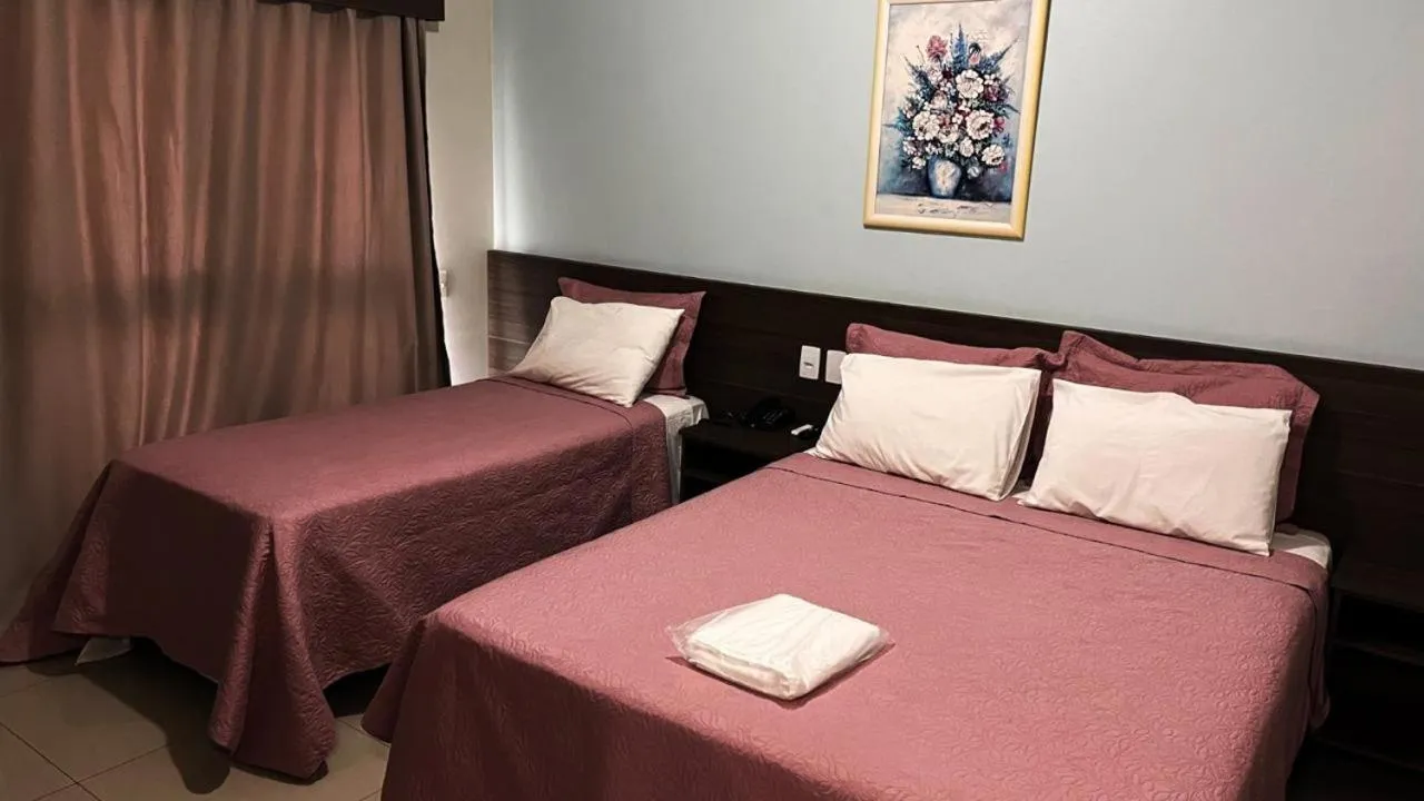 Bed in Serras Hotel