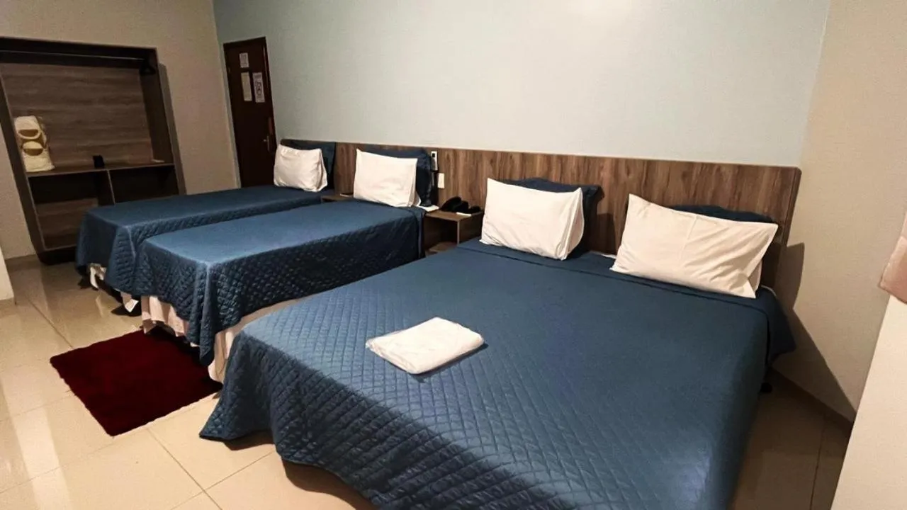 Bed in Serras Hotel