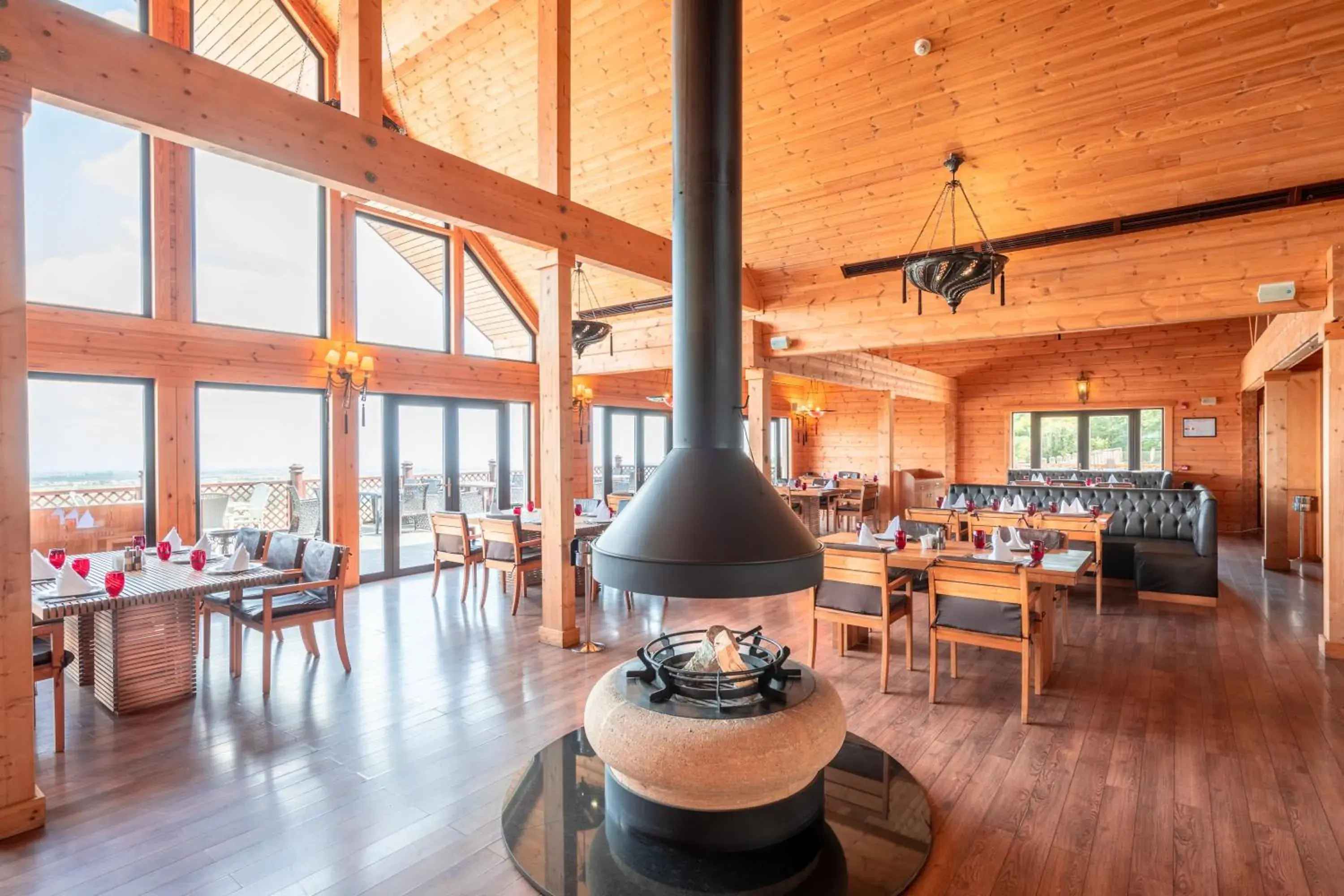 Restaurant/places to eat in Quba Palace Hotel & Golf Resort Restaurant/places to eat in Quba Palace Hotel & Golf Resort