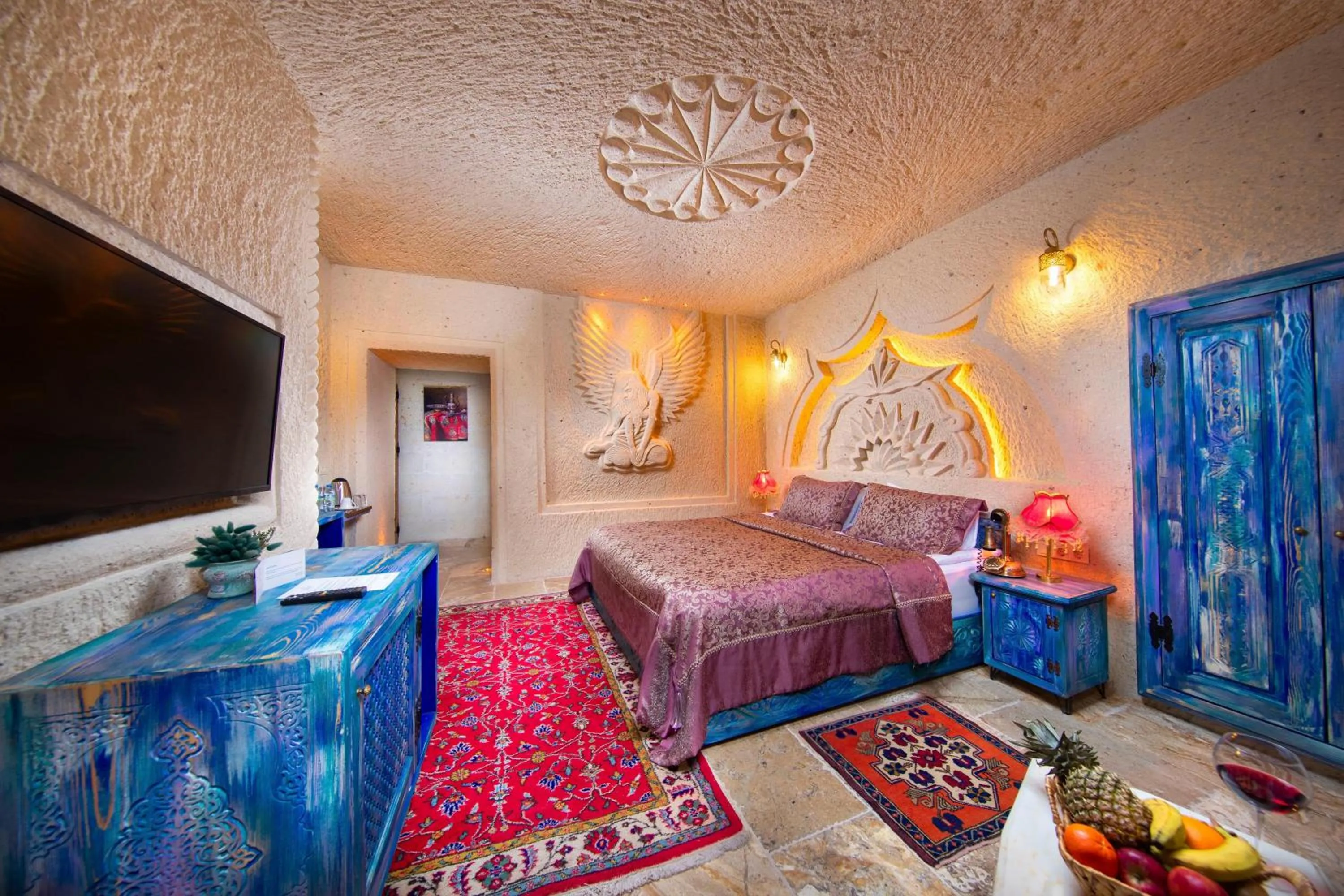 Photo of the whole room, Bed in Cappadocia Acer Cave Hotel