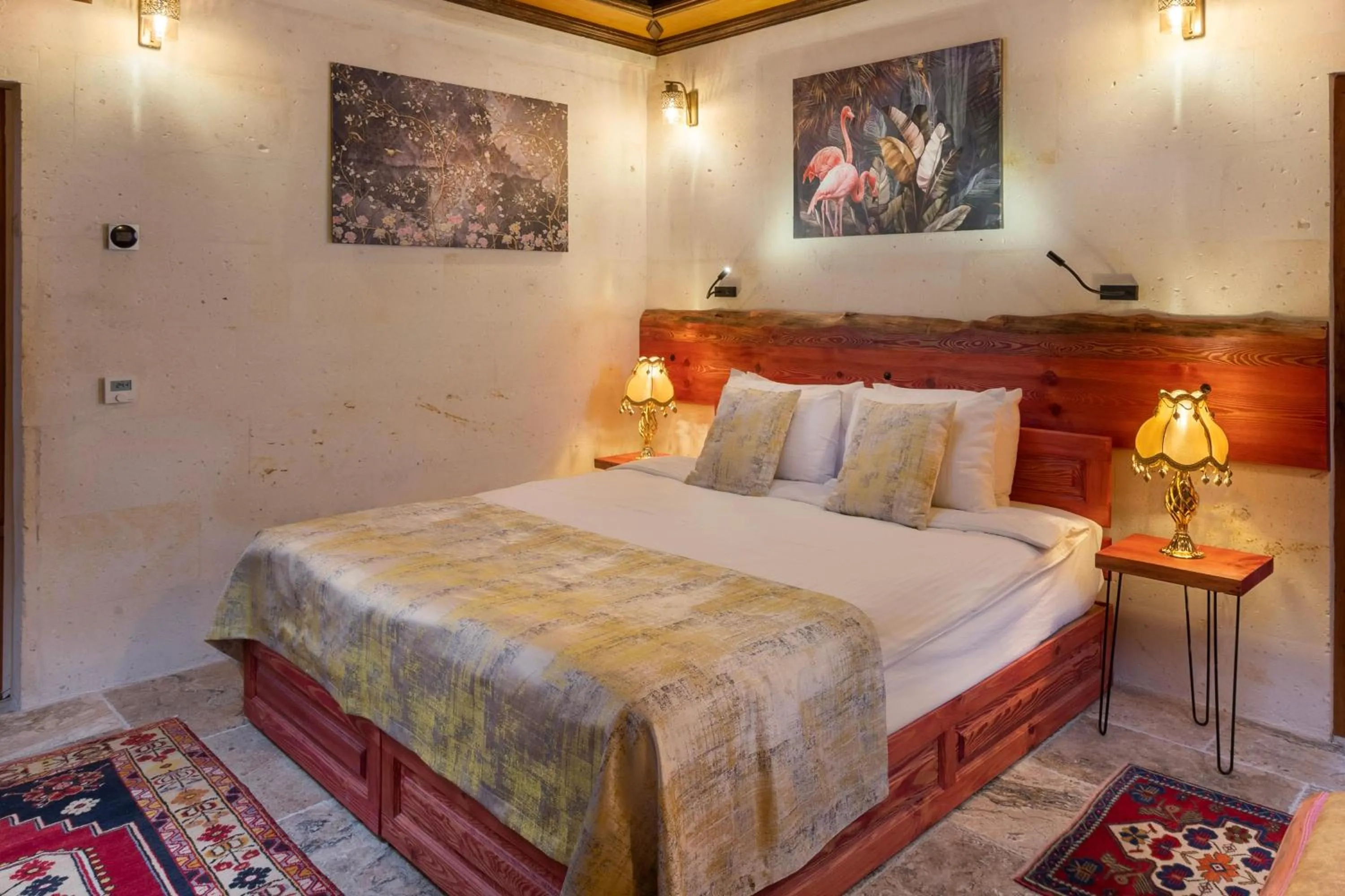 Photo of the whole room, Bed in Cappadocia Acer Cave Hotel