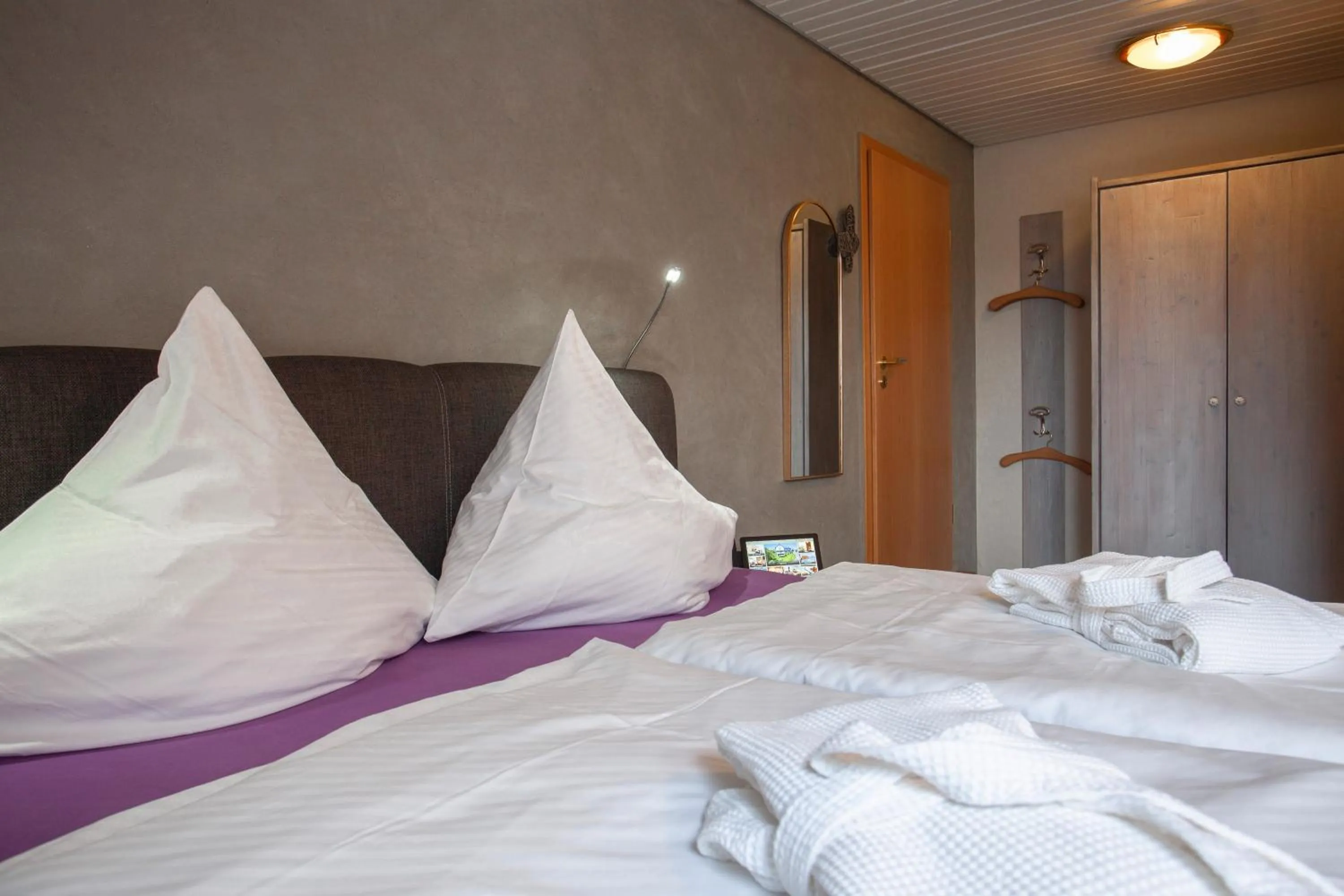 Photo of the whole room, Bed in Hotel Haus Andrea
