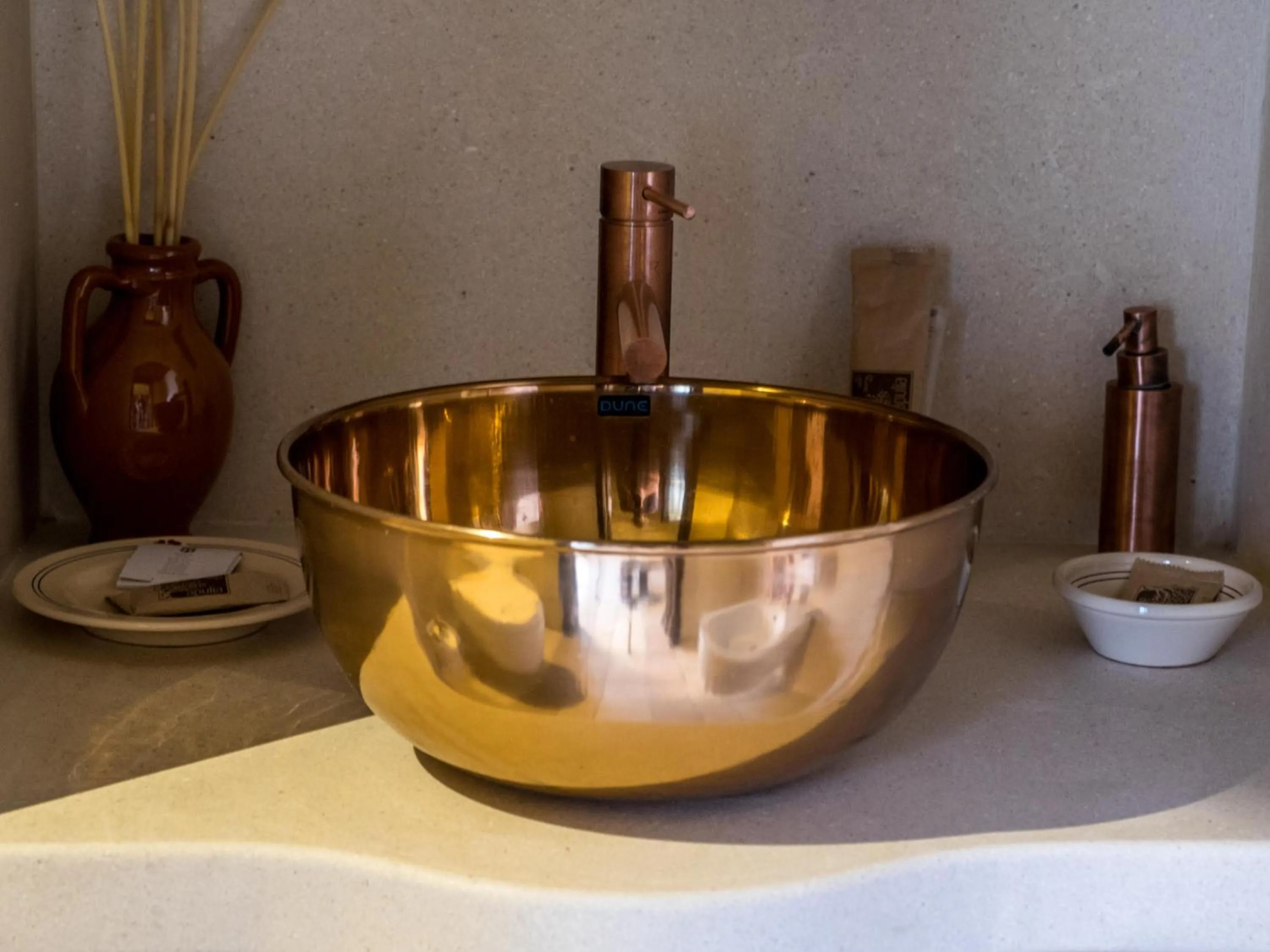 Bathroom in ENOTRIO Barisano