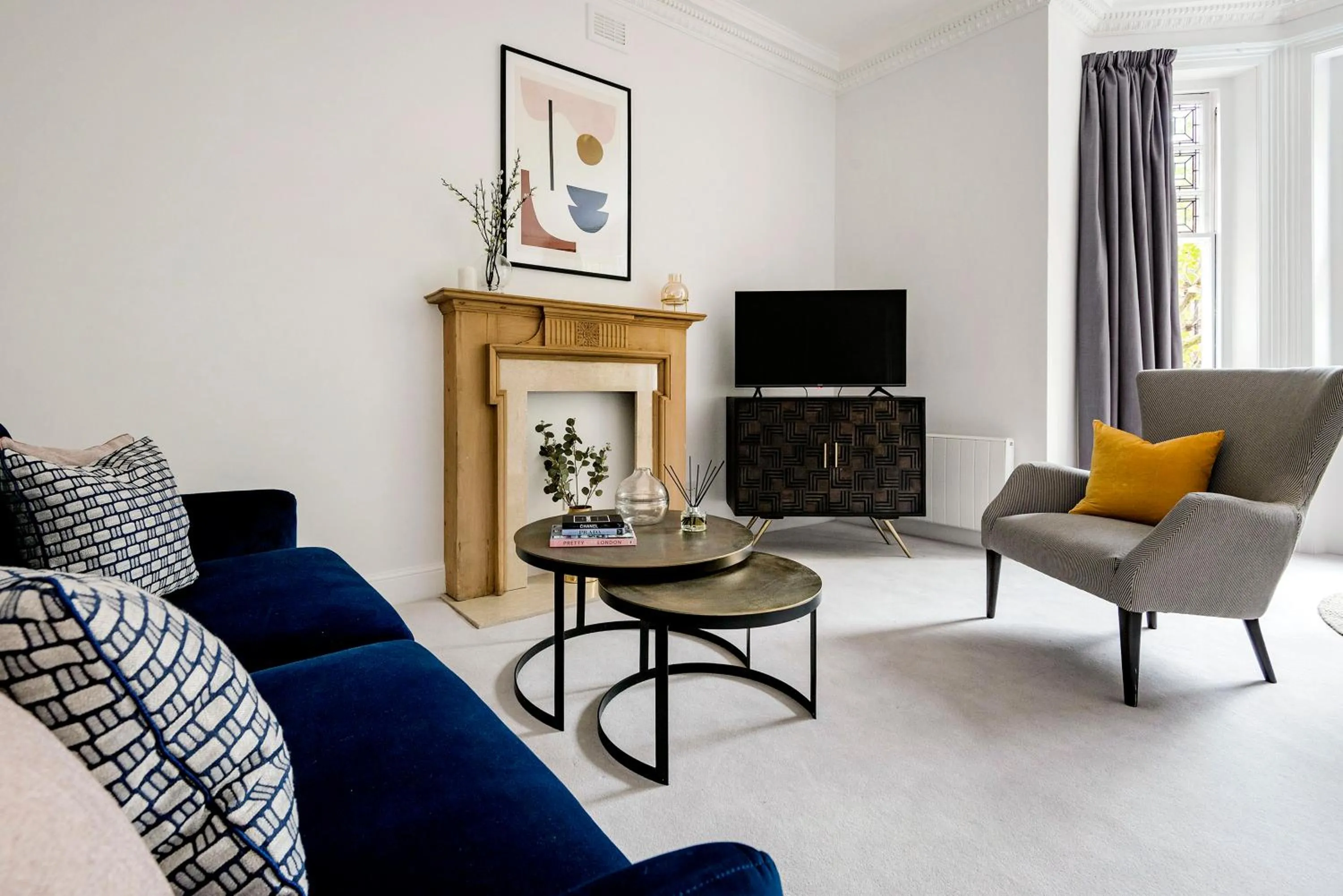 Living room in 3 Sloane Gardens