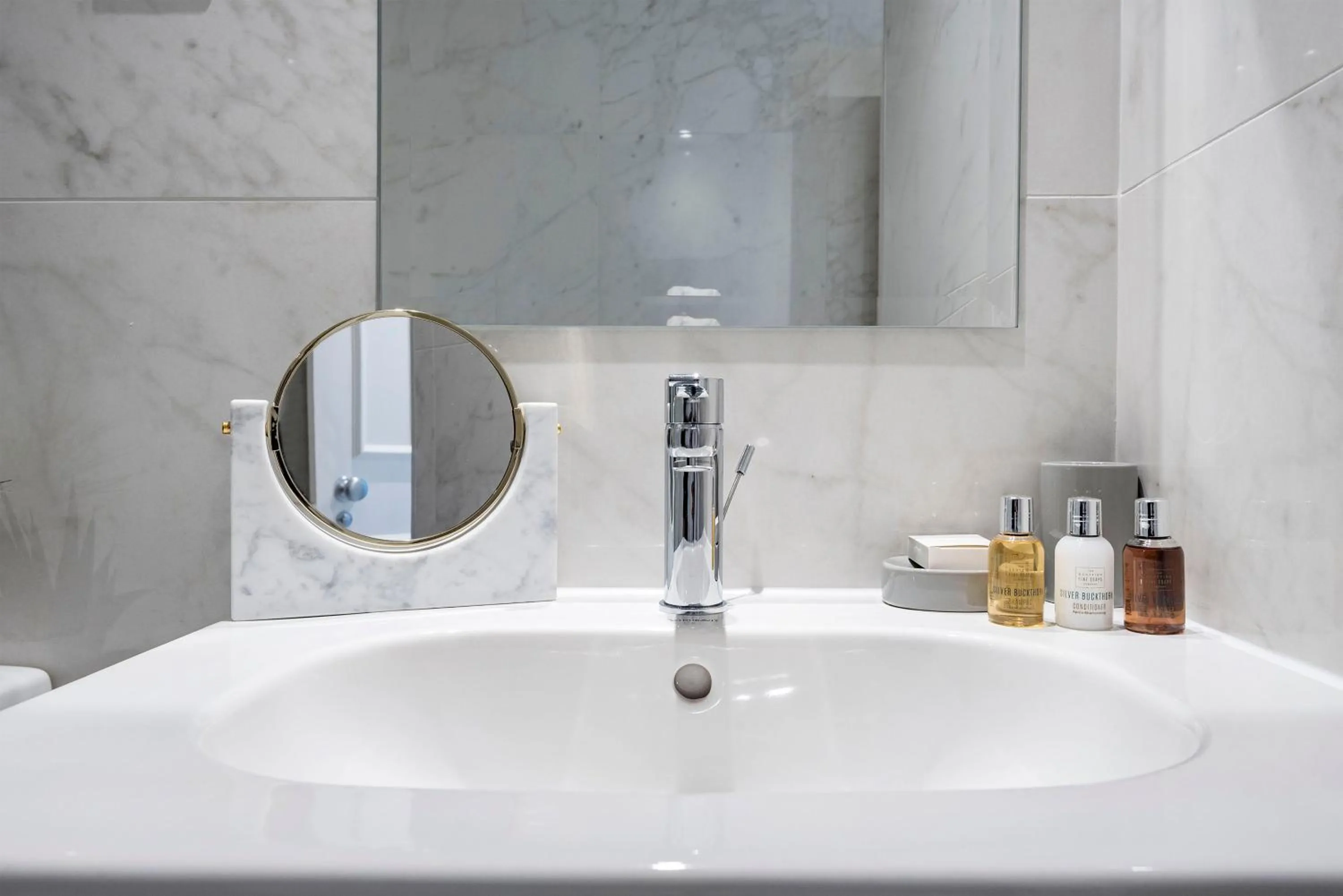 Bathroom in 3 Sloane Gardens