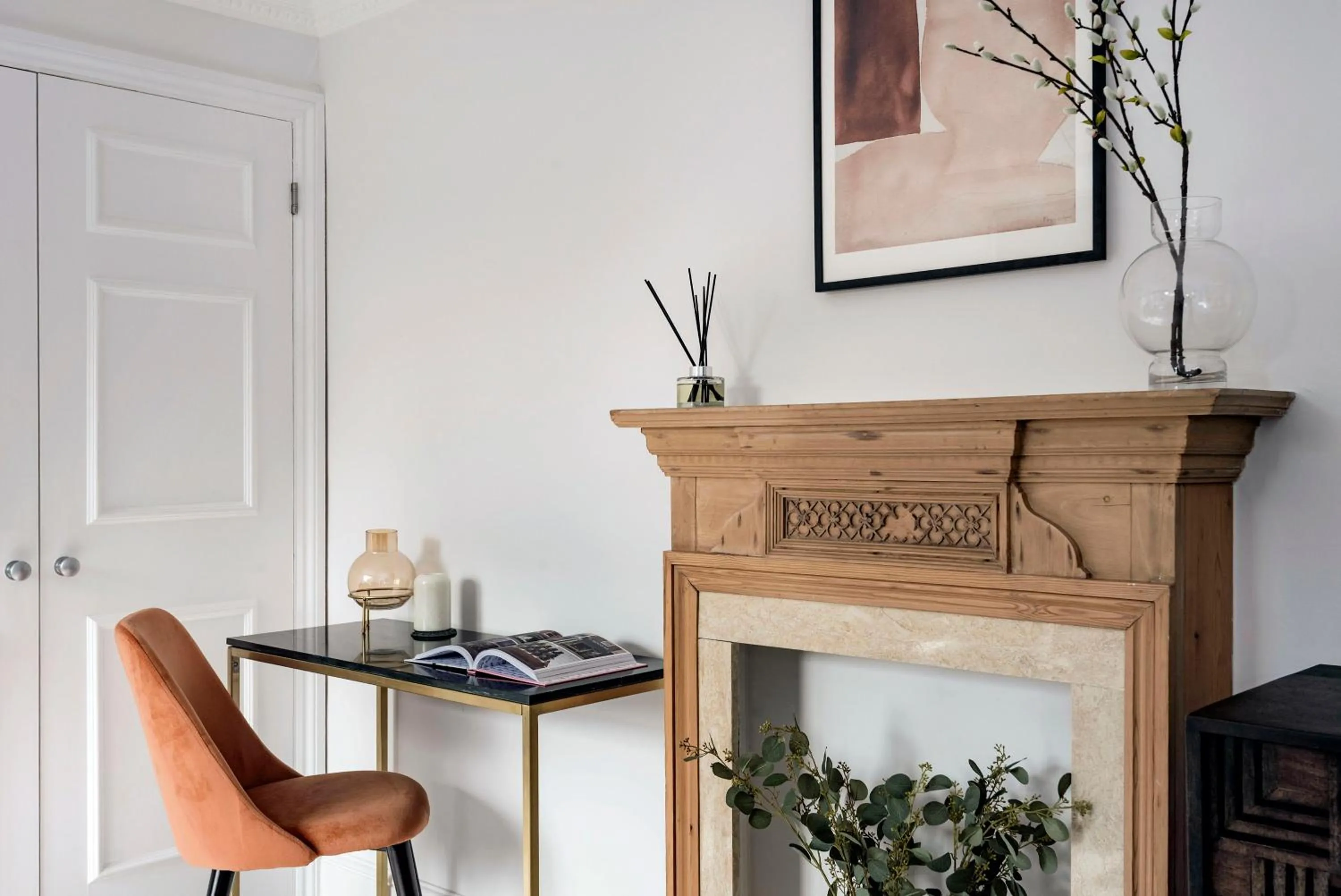 hair dresser in 3 Sloane Gardens