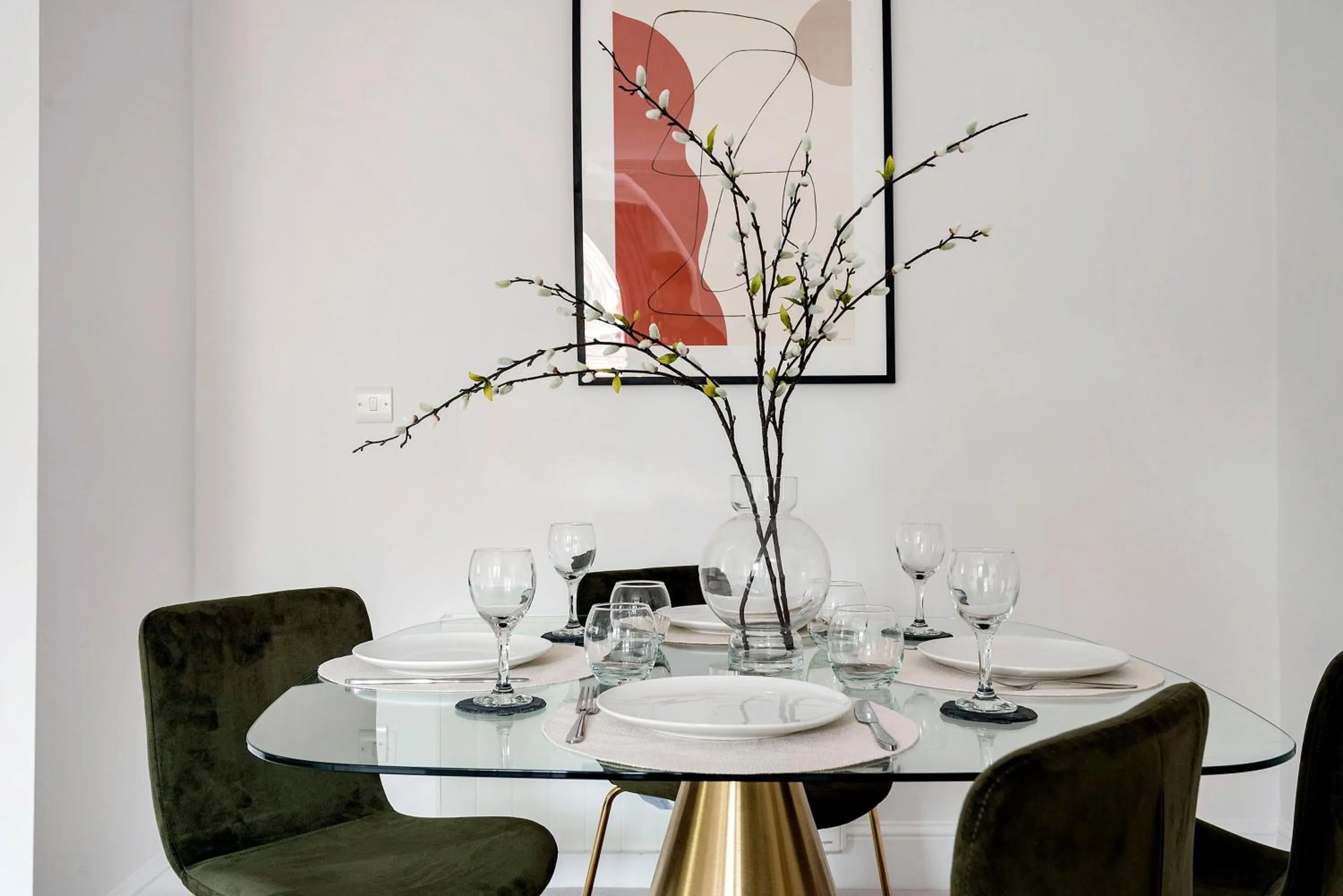 Dining area in 3 Sloane Gardens