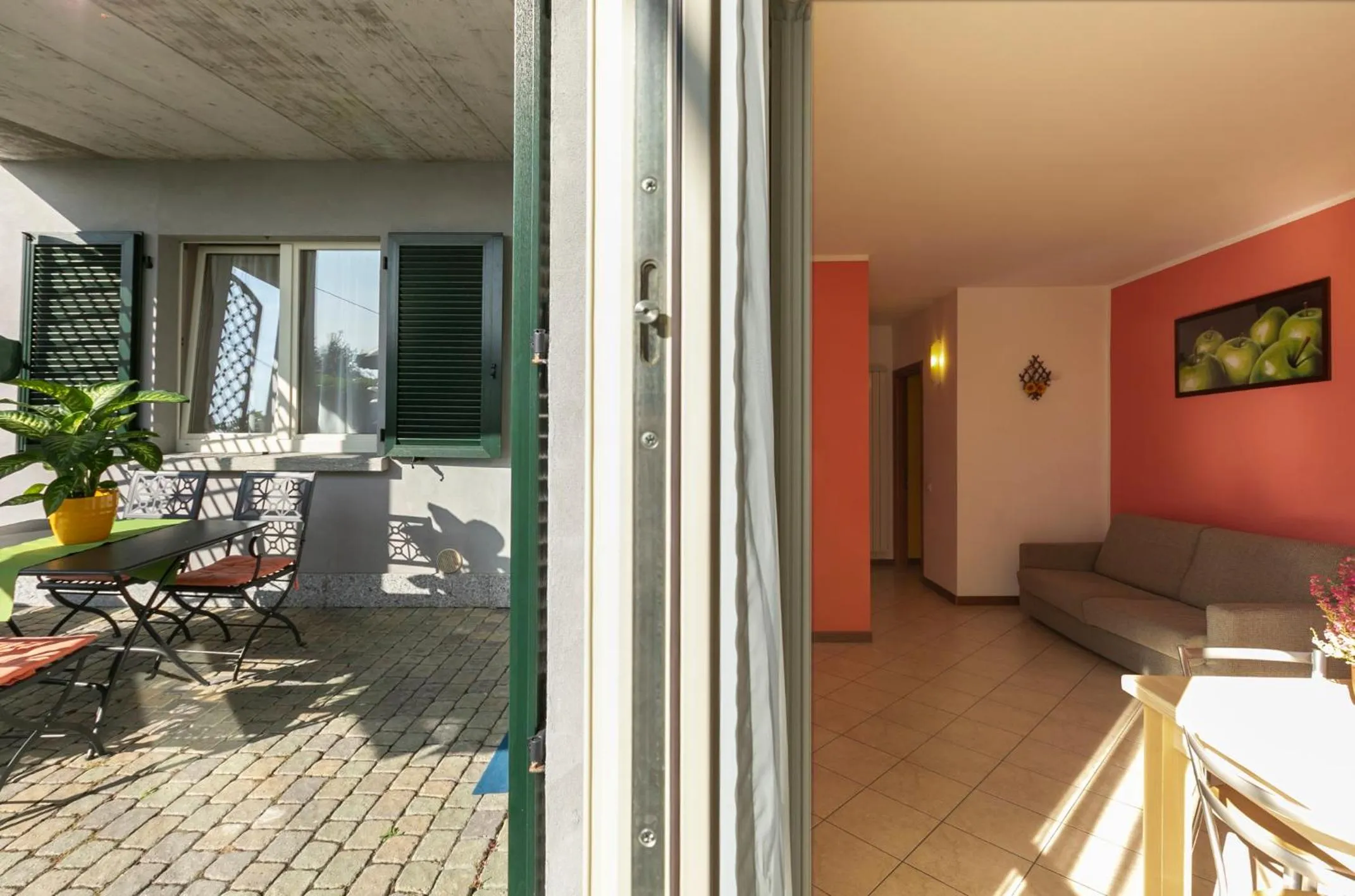 Patio in Residence La Collina