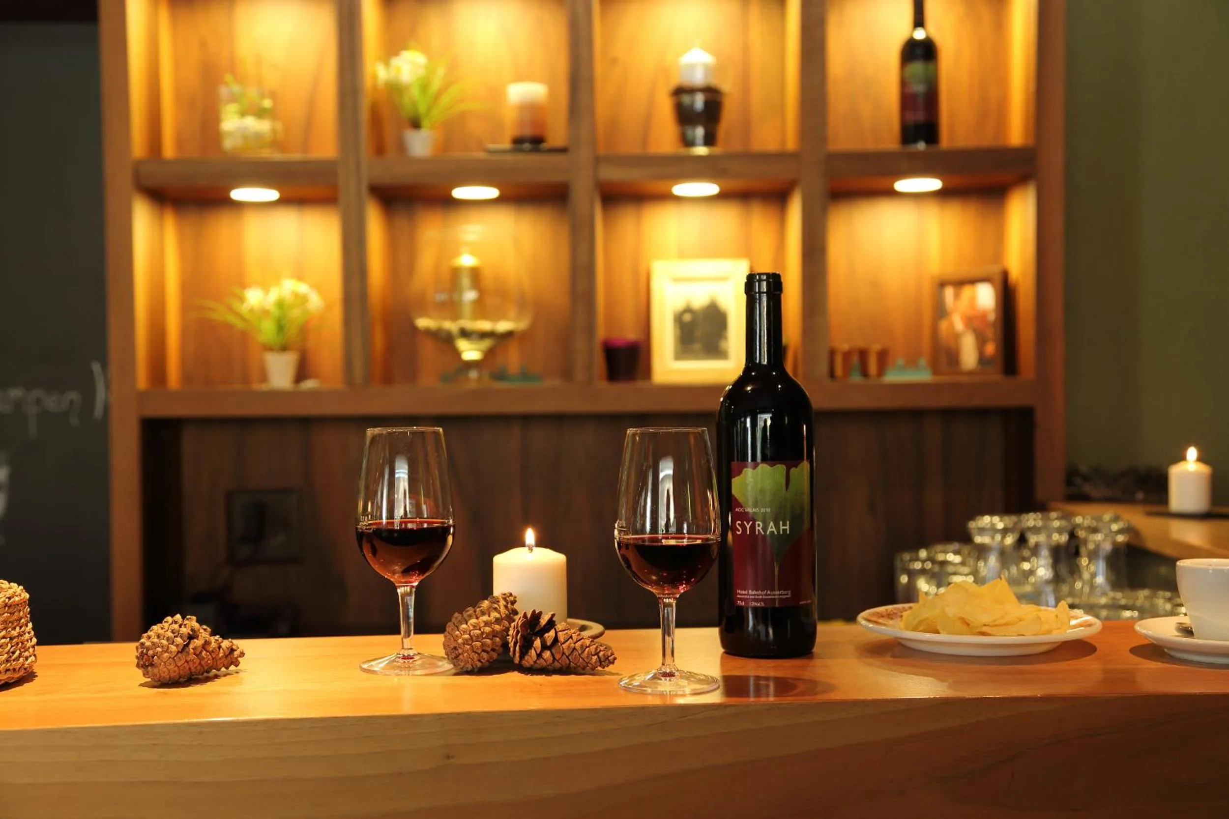 Lounge or bar, Drinks in VISP erblick H O T E L AUSSERBERG Early & Late Check-in