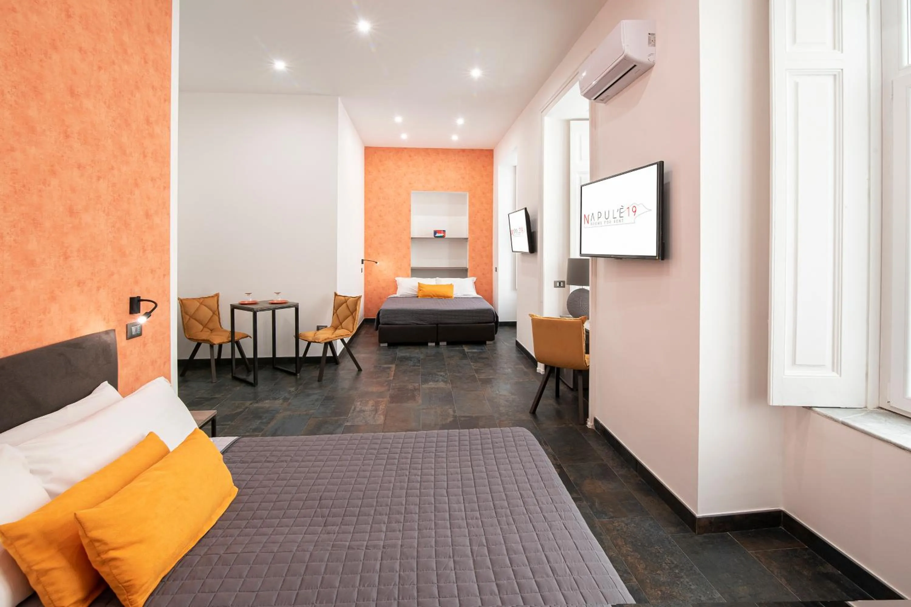 Bedroom, Bed in Napul'è 19