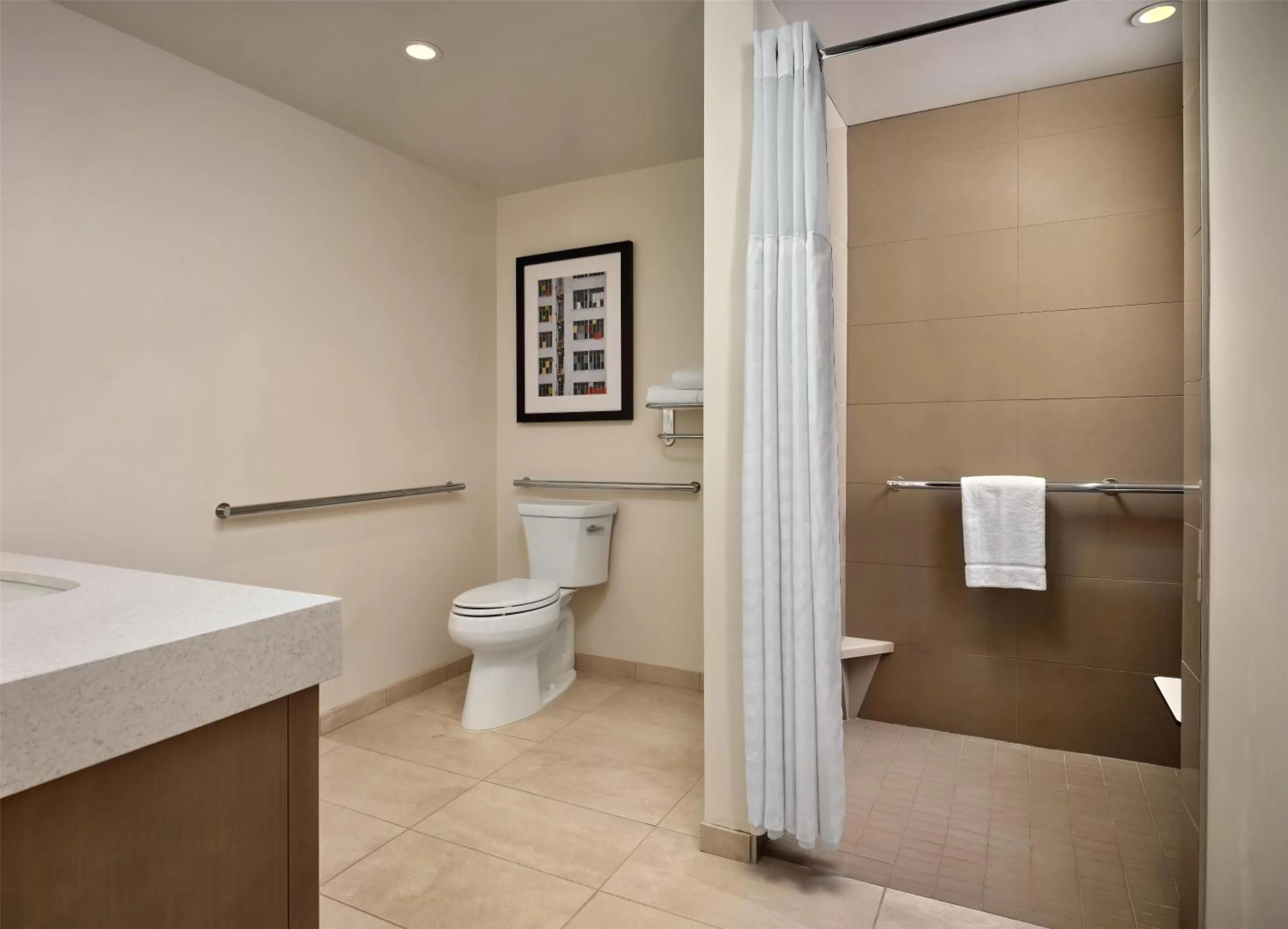 Bedroom in Hyatt House LA - University Medical Center