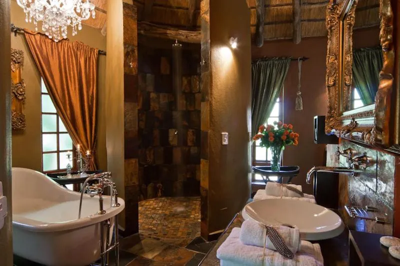 Bathroom in Aquanzi Lodge