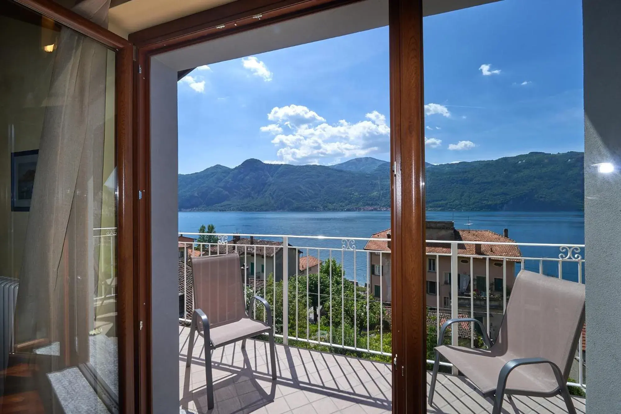 B&B-FORESTERIA Casa Della Musica Lake Como B&B-FORESTERIA Casa Della Musica Lake Como