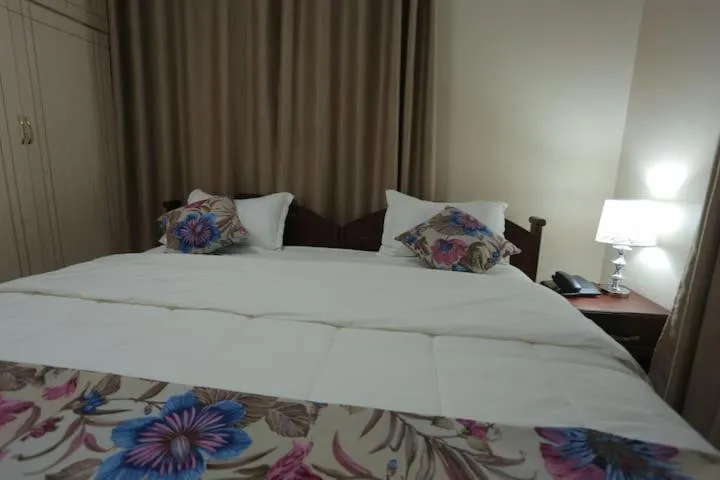 Bedroom, Bed in Precious Villas Lubowa