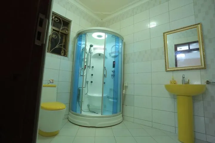 Bathroom in Precious Villas Lubowa