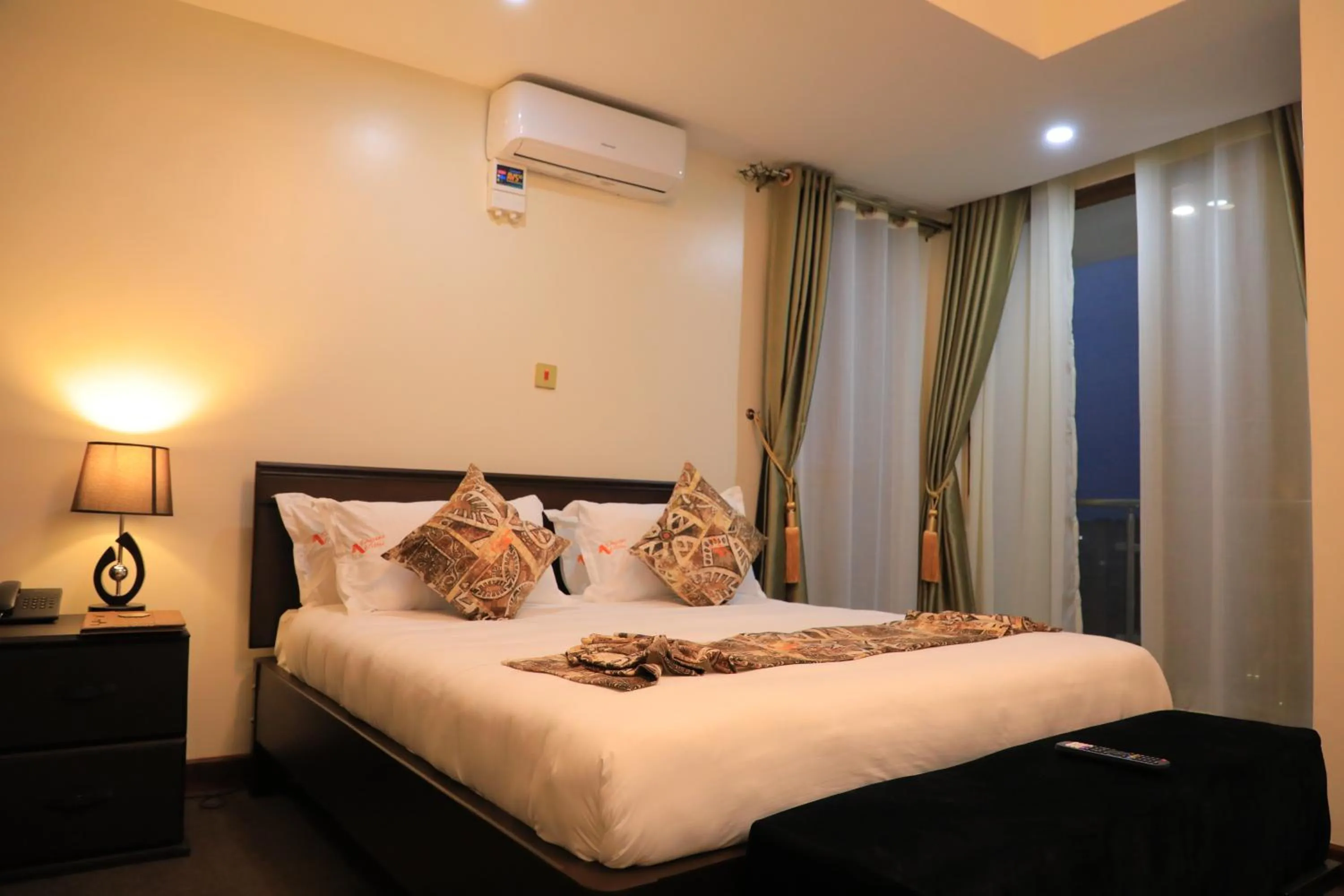 Bed in Precious Villas Lubowa