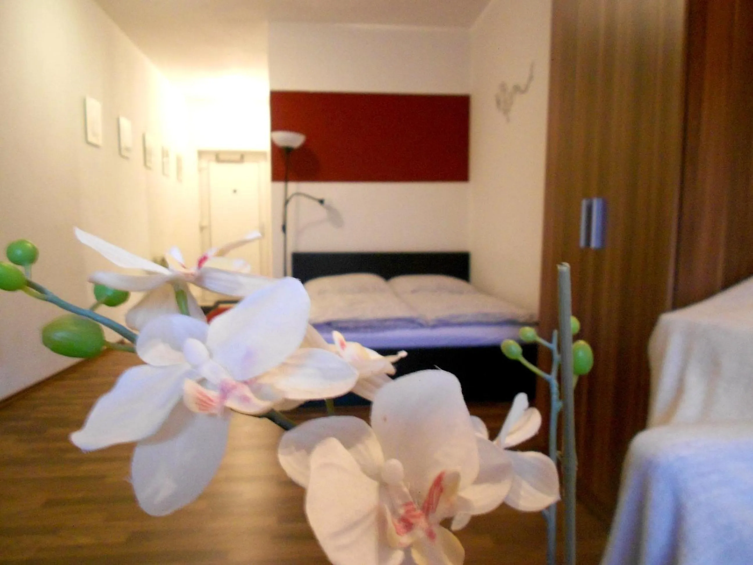 Bedroom, Bed in Apartment Beethoven