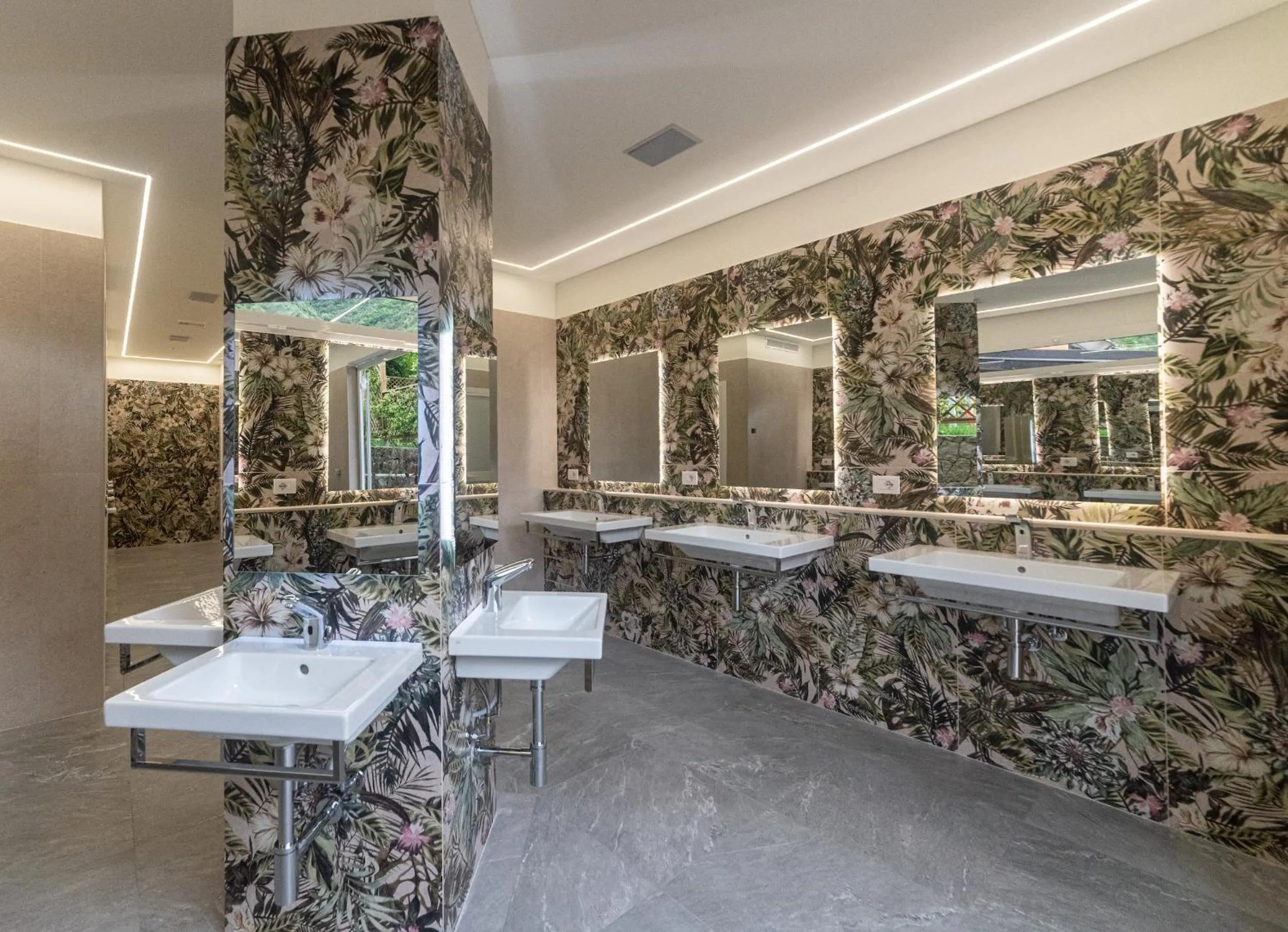 Bathroom in Delle Rose Camping & Glamping Village