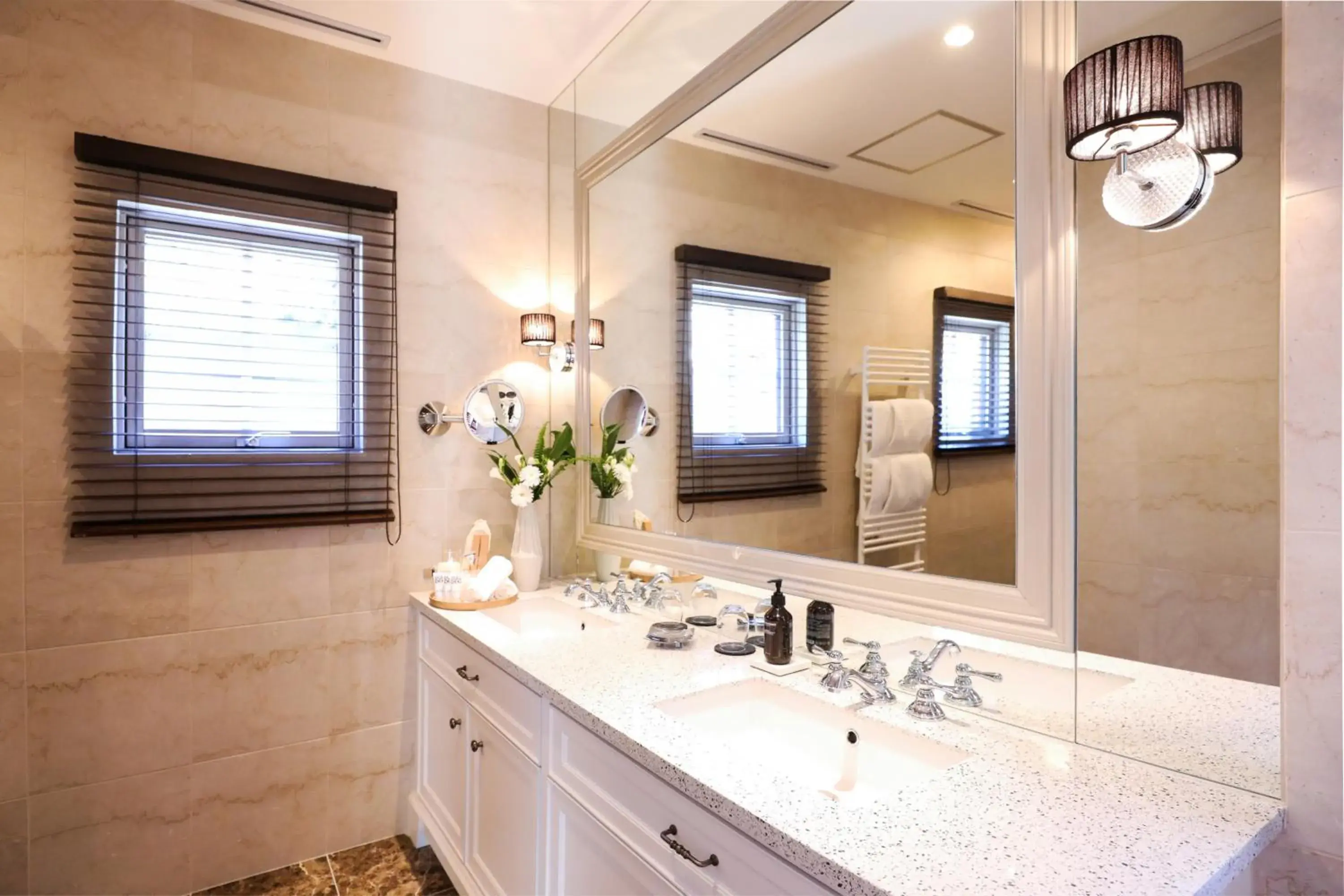 Superior Twin Room with Sea View in PETALS TOKYO - Floating Hotel Superior Twin Room with Sea View in PETALS TOKYO - Floating Hotel