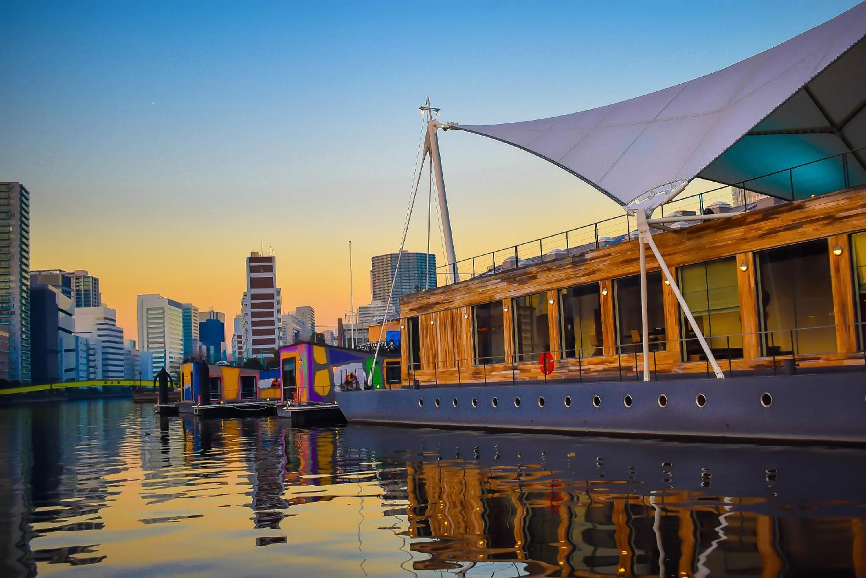 Property building in PETALS TOKYO - Floating Hotel