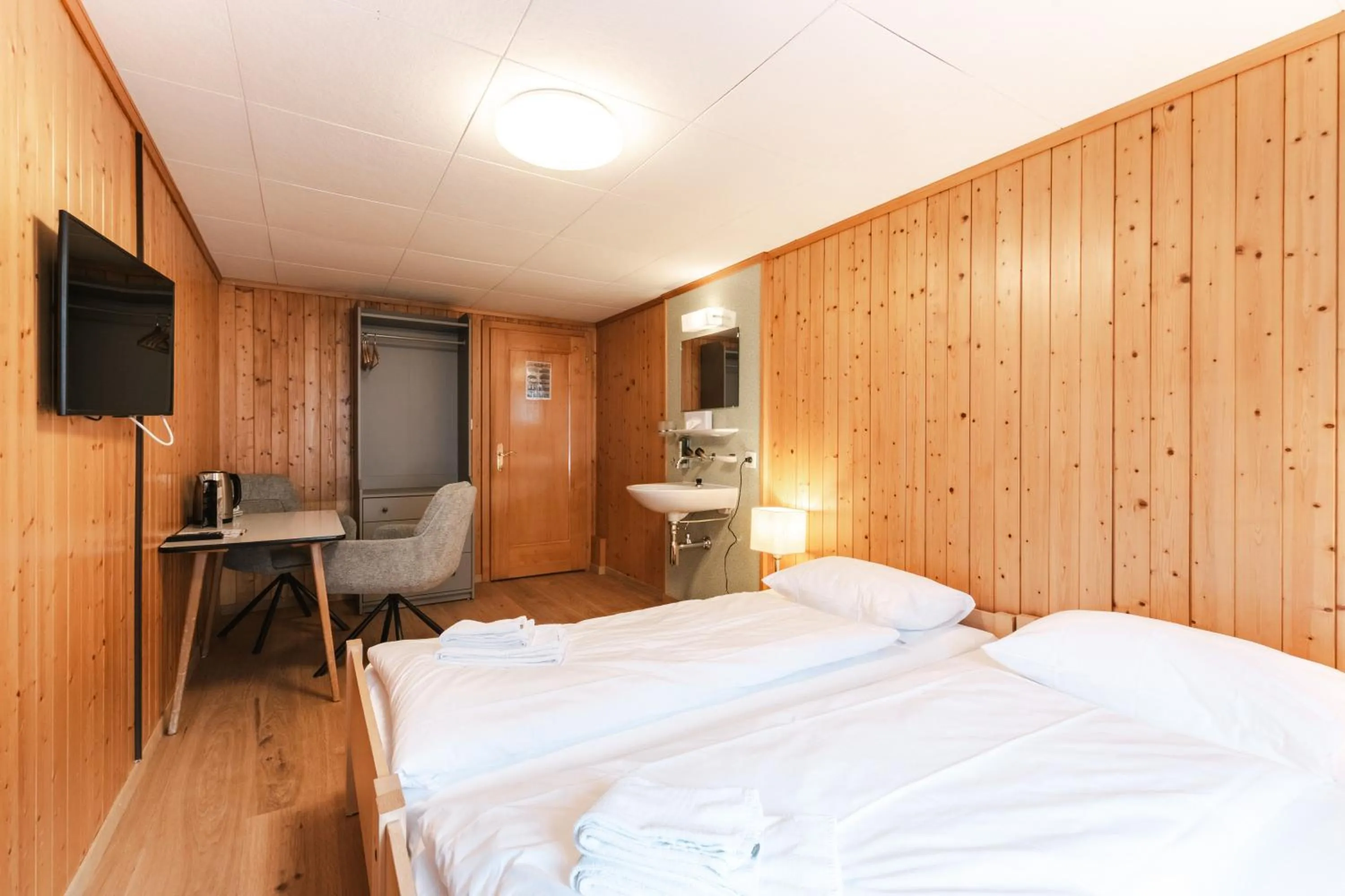 Photo of the whole room, Bed in Gasthof Bären