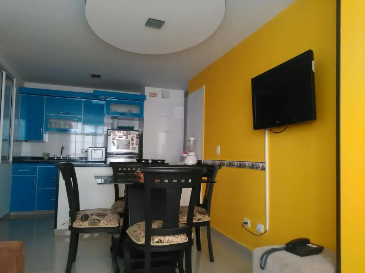 TV and multimedia in Hotel Jardines del Caney