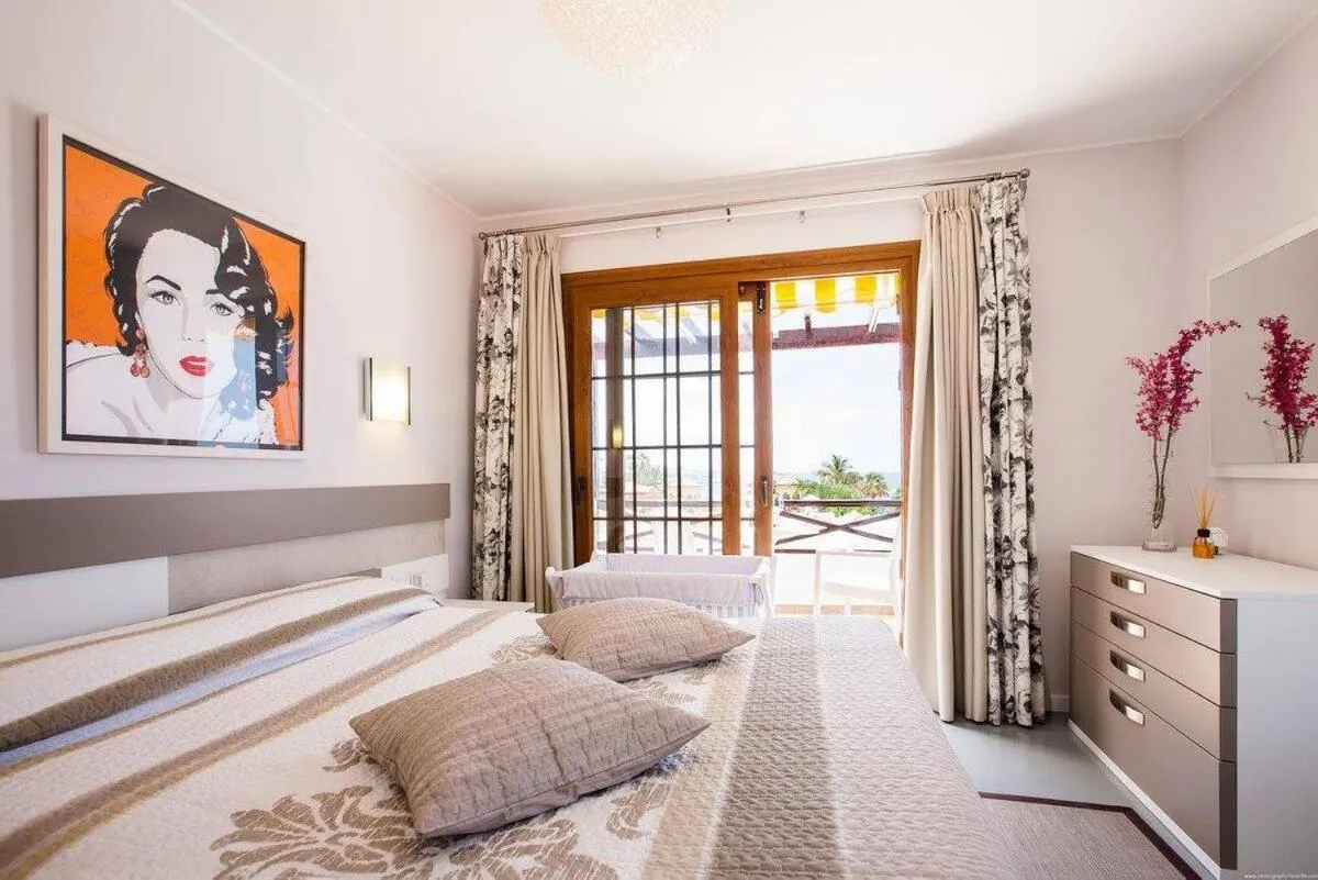 2 Bedroom apartment for 4 people in Tenerife
