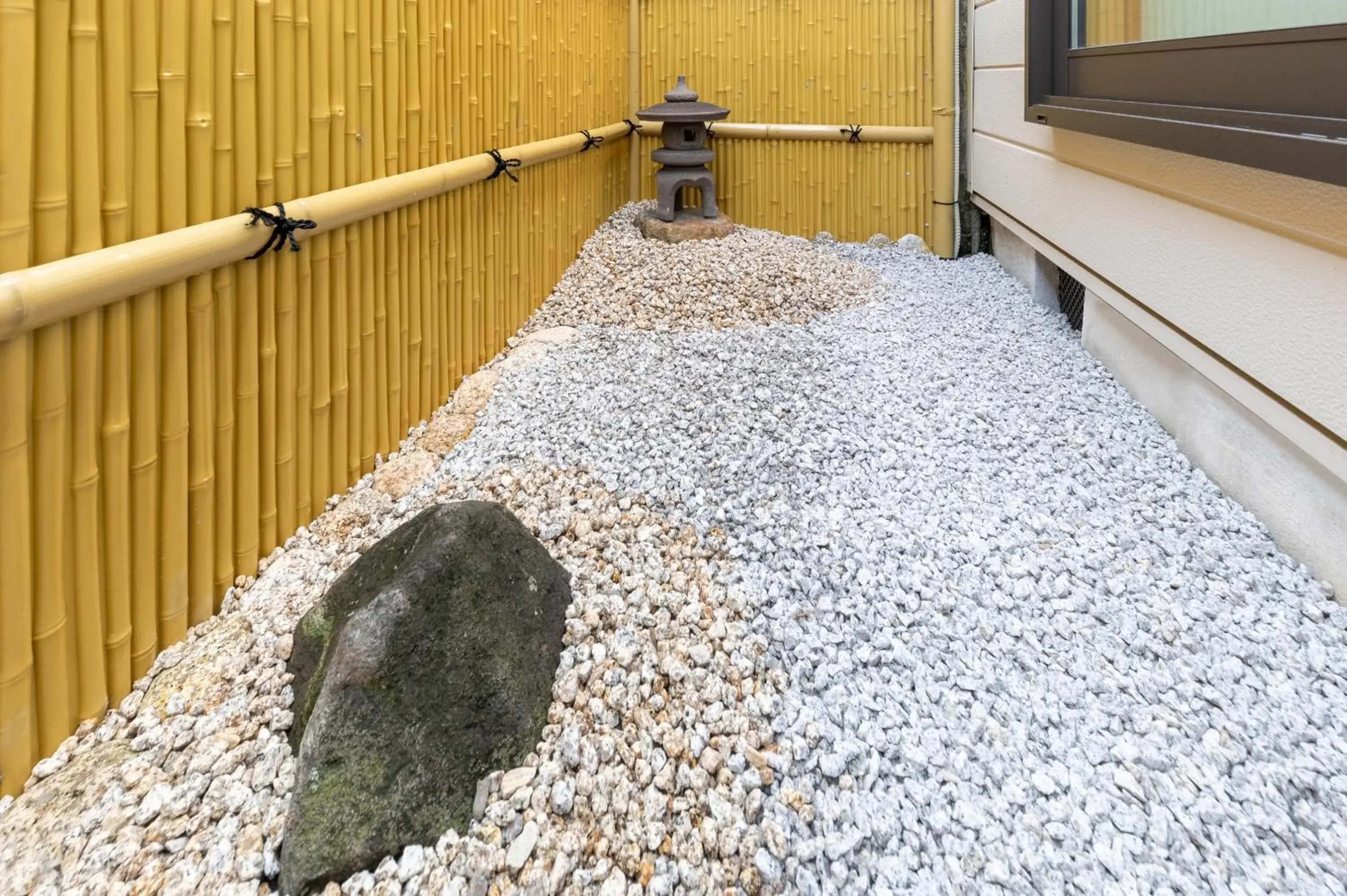 Garden in Connect inn Kujo-Kawaramachi Garden in Connect inn Kujo-Kawaramachi