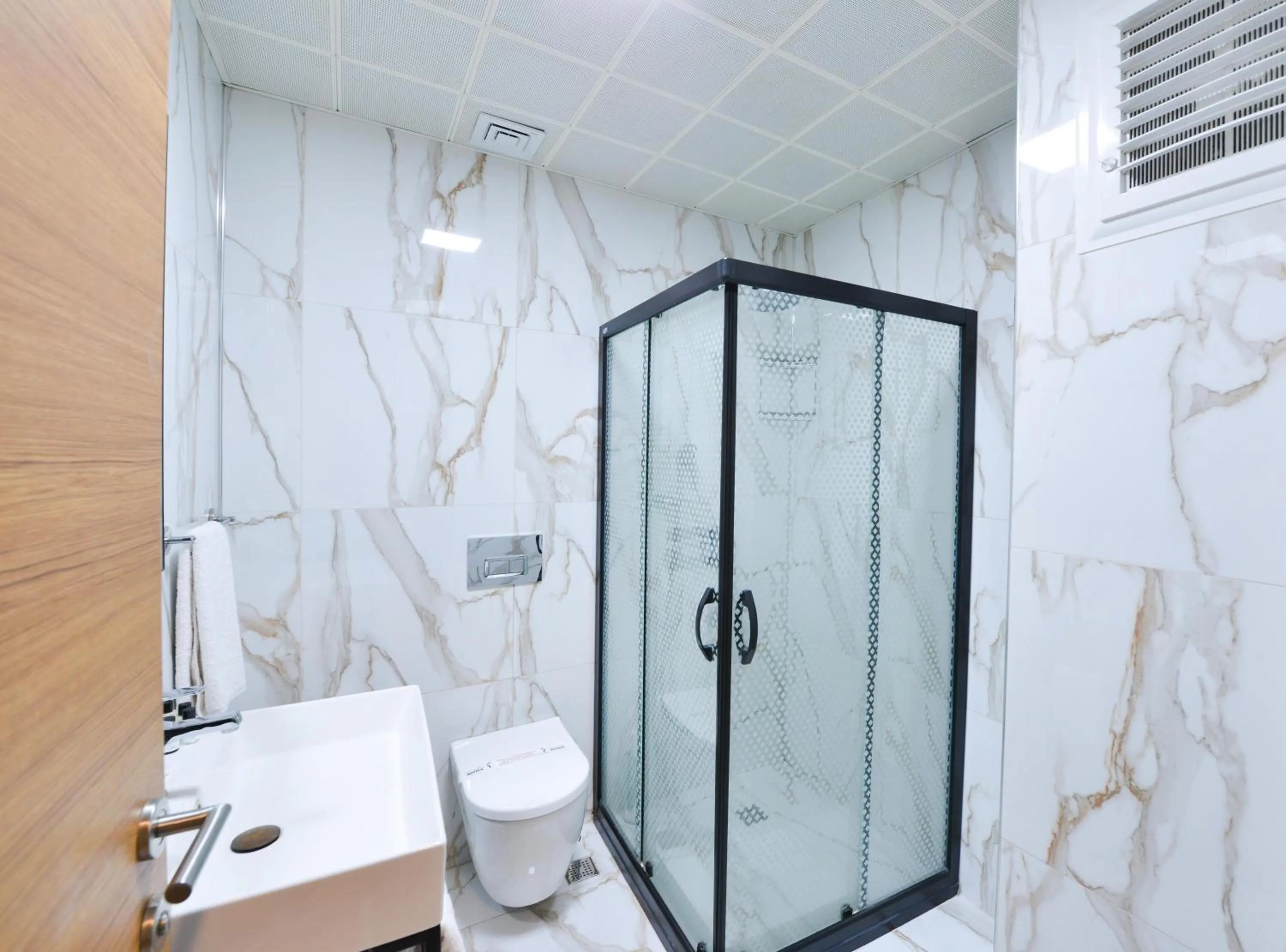 Shower in İstport Hotels