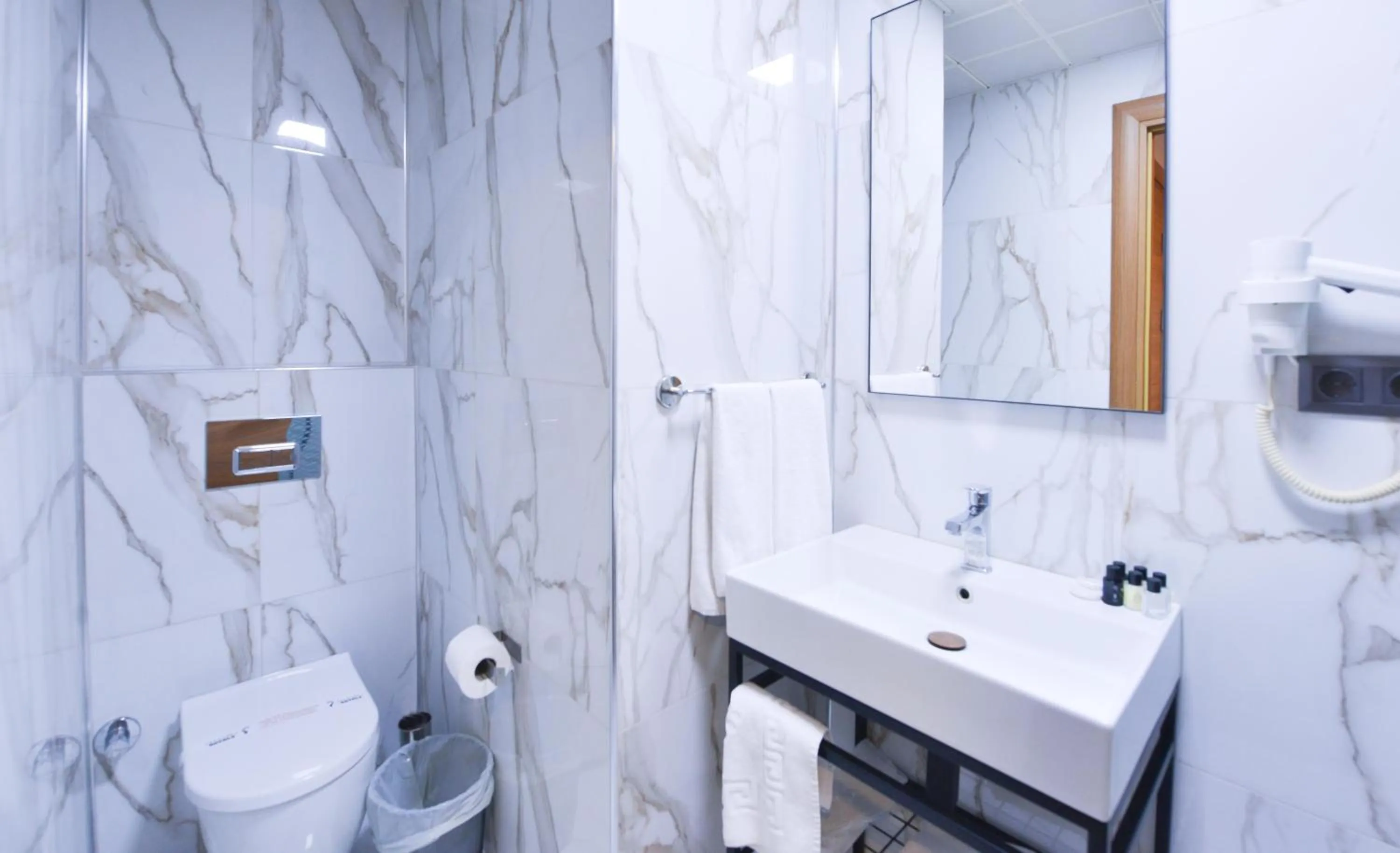 Shower in İstport Hotels