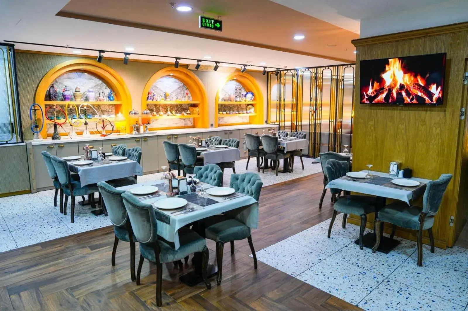 Restaurant/places to eat in İstport Hotels Restaurant/places to eat in İstport Hotels