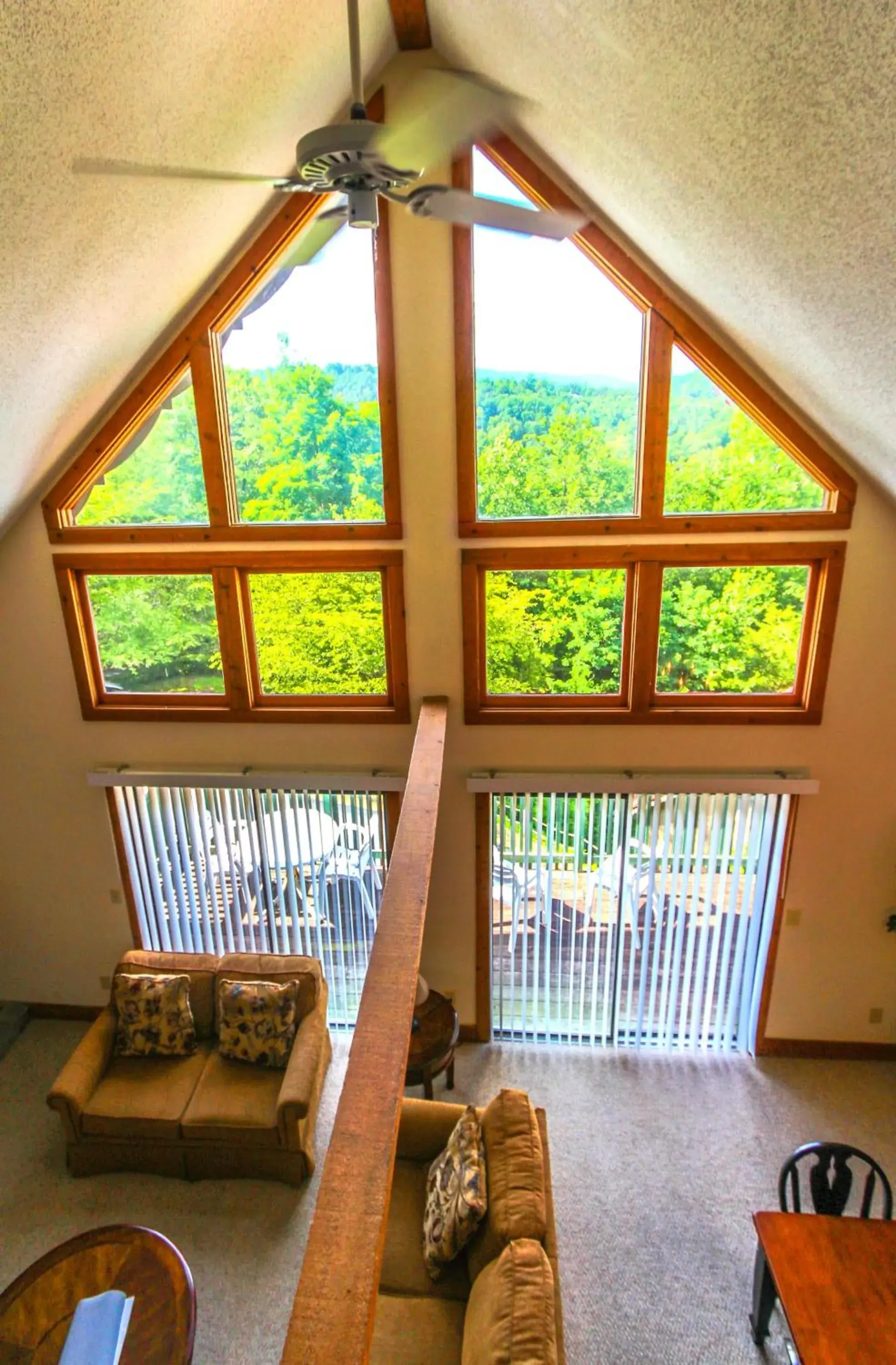 Living room in Alpine Crest Resort Living room in Alpine Crest Resort