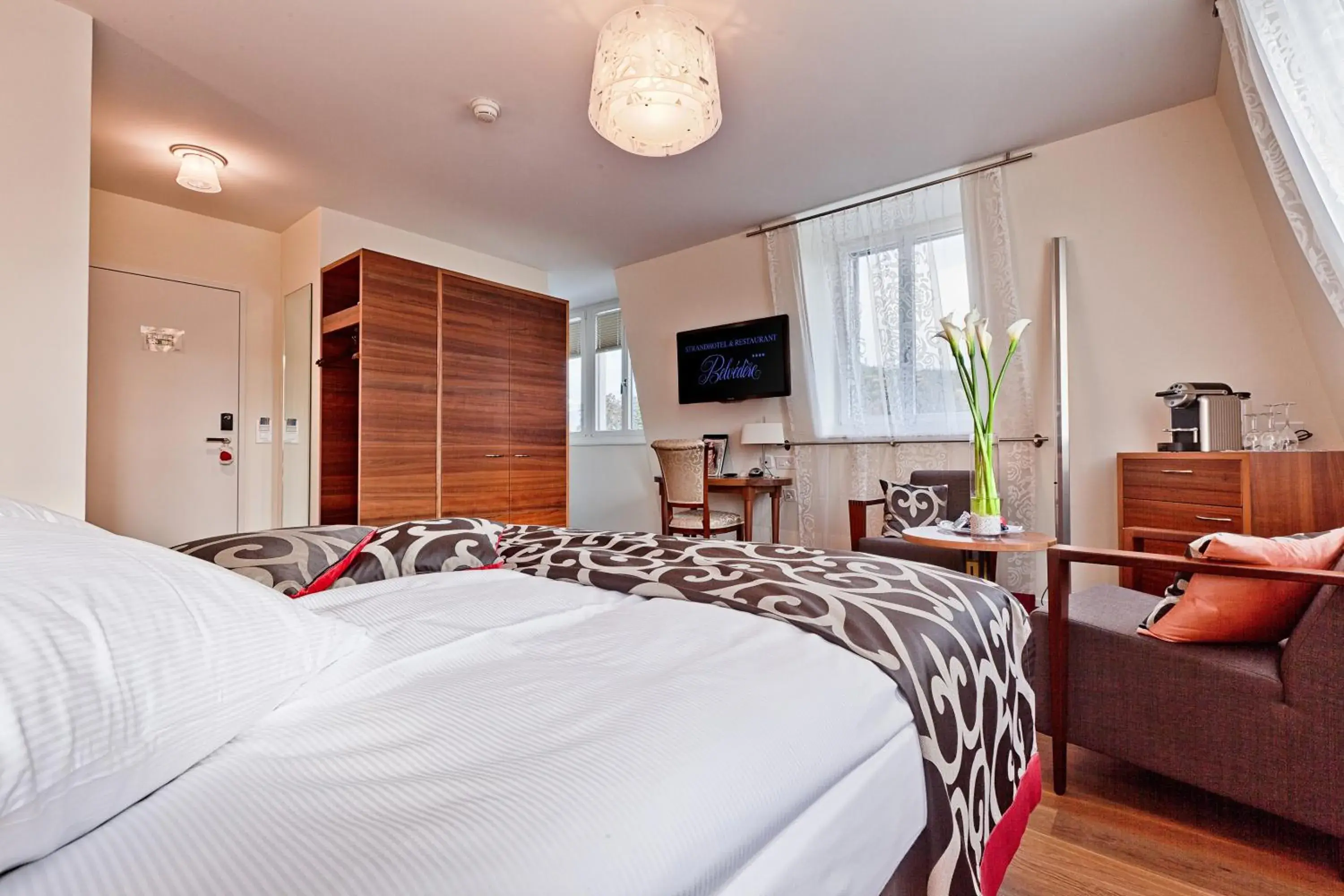 Photo of the whole room, Bed in Belvédère Strandhotel Photo of the whole room, Bed in Belvédère Strandhotel