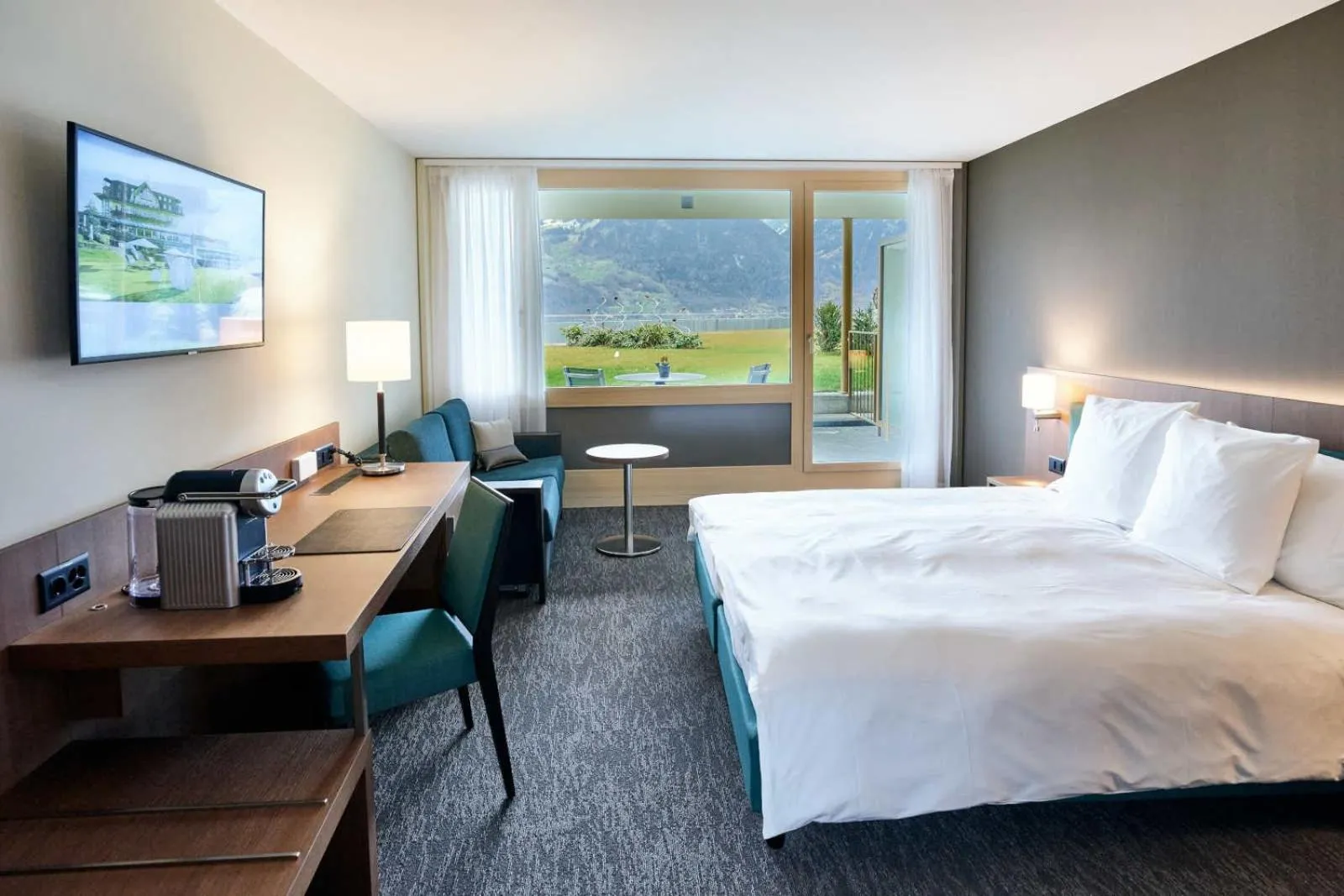 Photo of the whole room, Bed in Belvédère Strandhotel