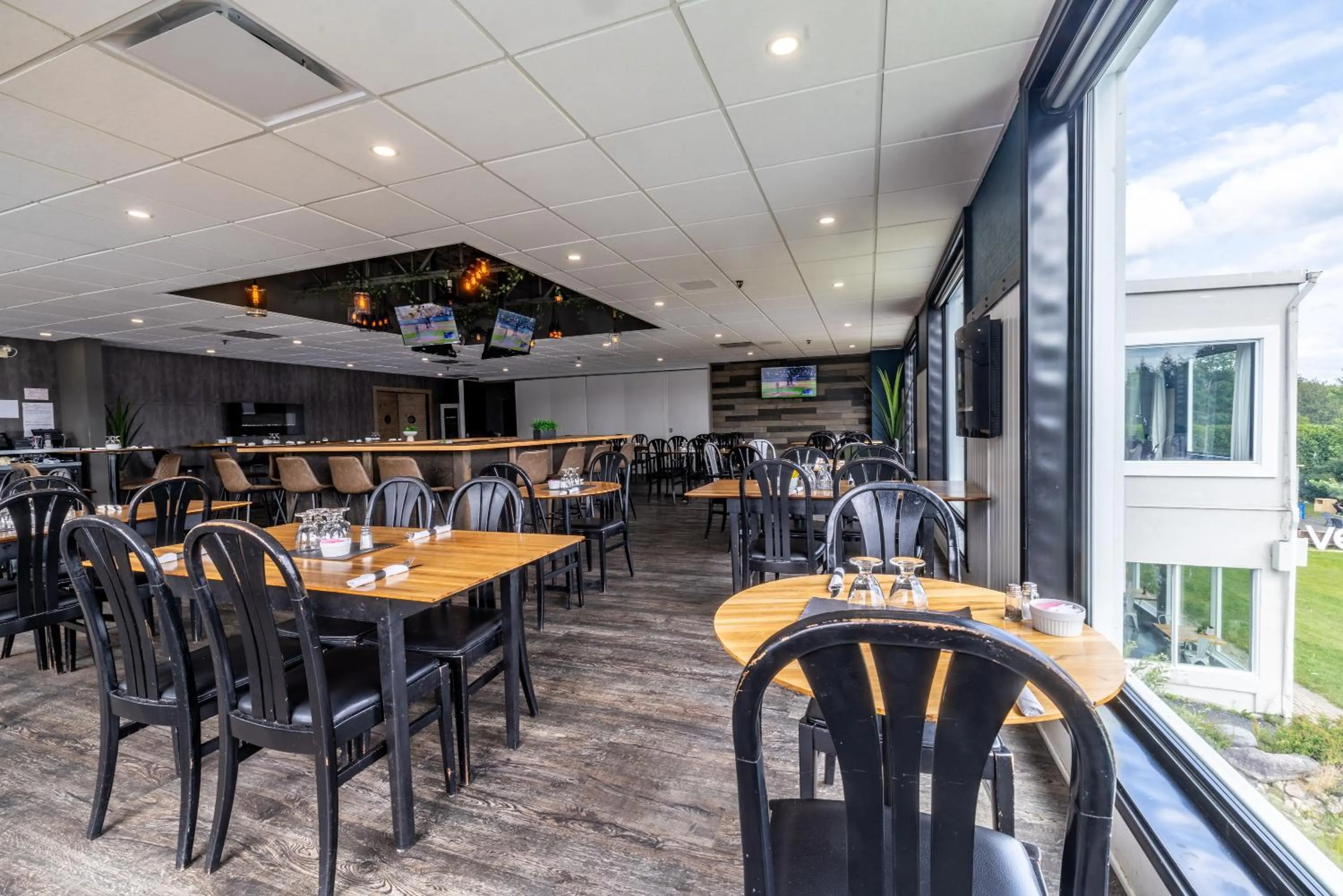 Restaurant/places to eat in Manoir Lac-Etchemin